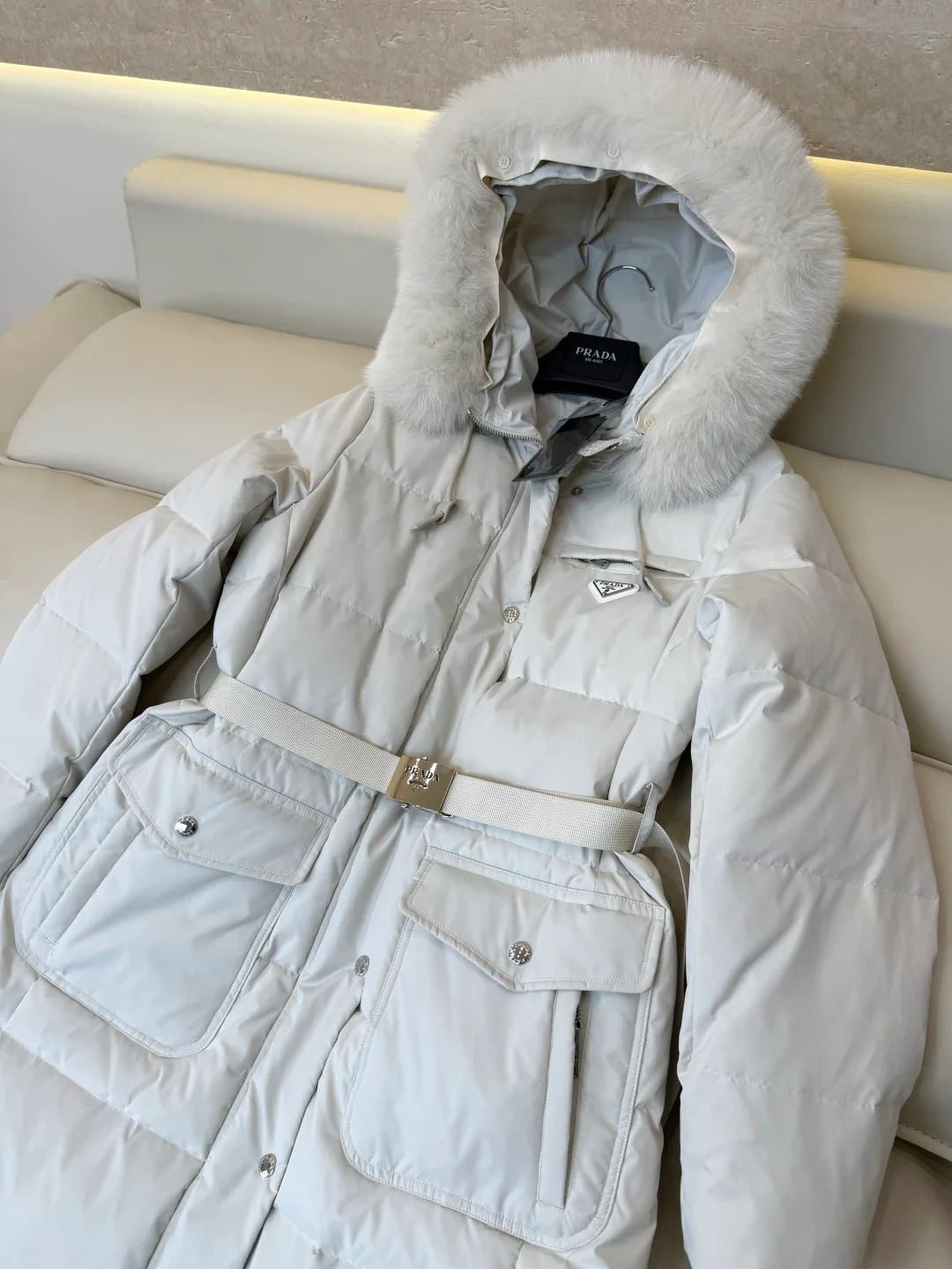 Куртки И Пуховики Женские Prada 18674648