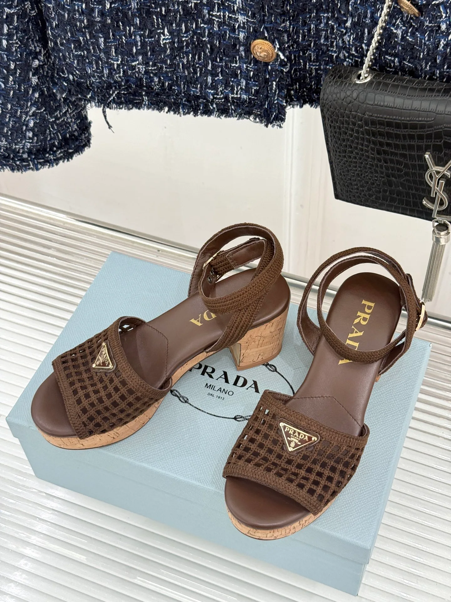 Босоножки Женские Prada 17467513