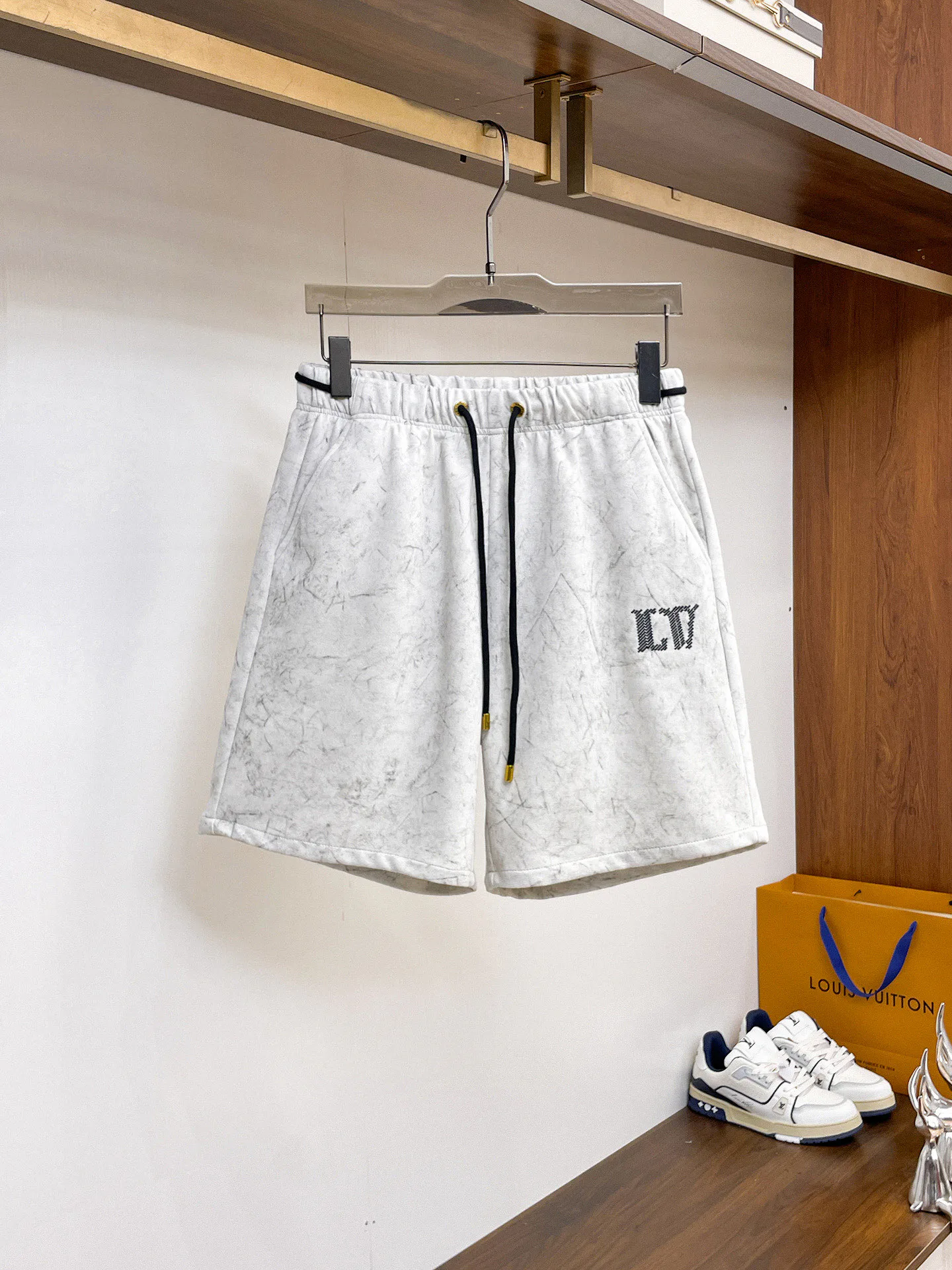 Шорты Мужские Louis Vuitton 13417543