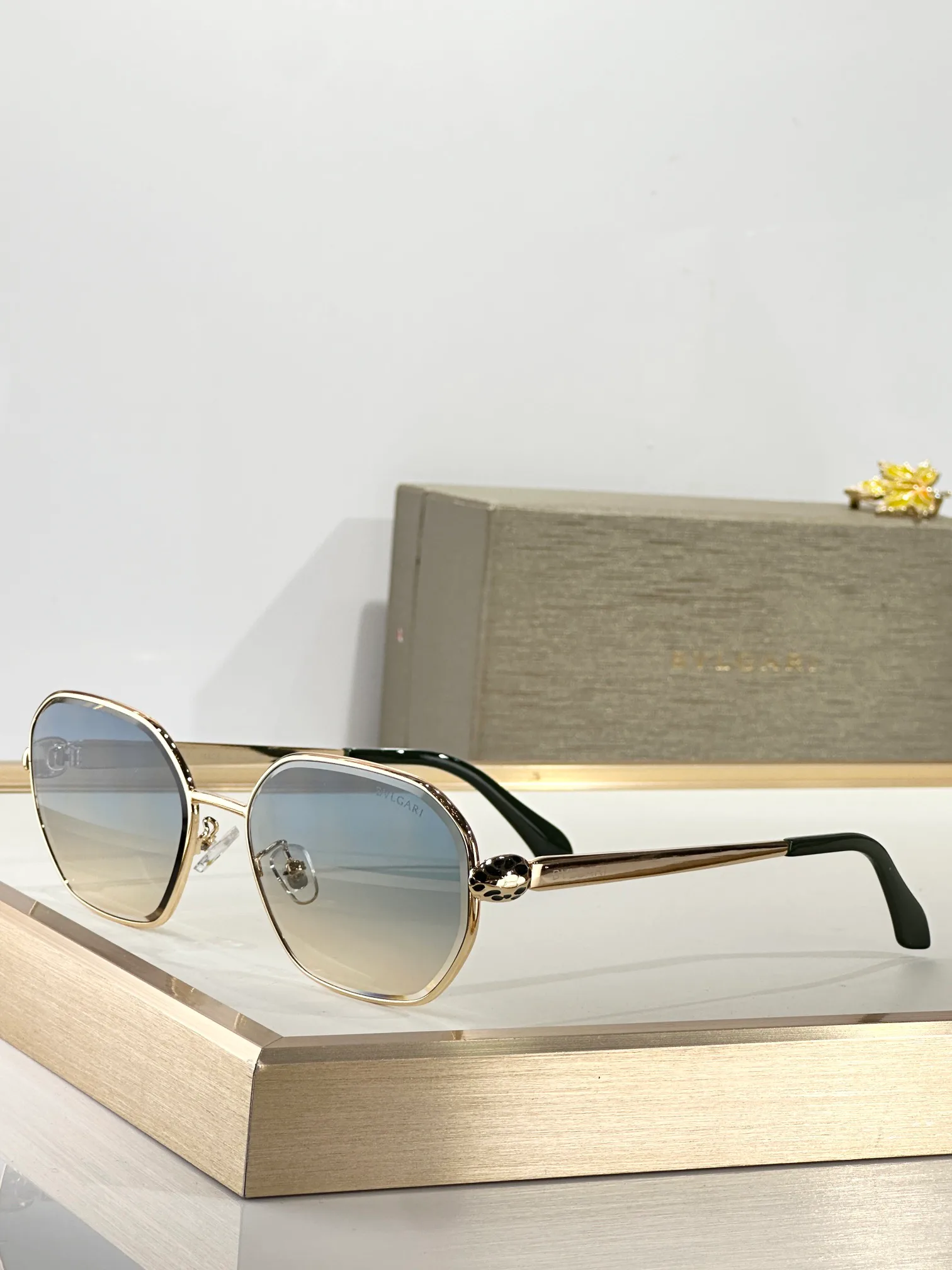 Очки Bvlgari 81617