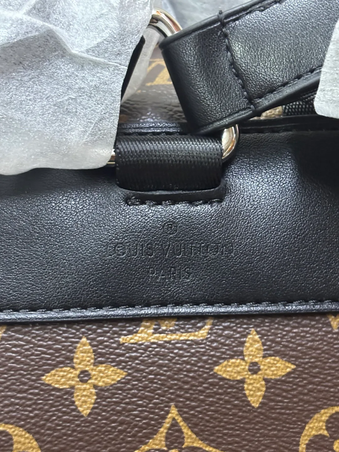 Рюкзаки Мужские Louis Vuitton 15055902