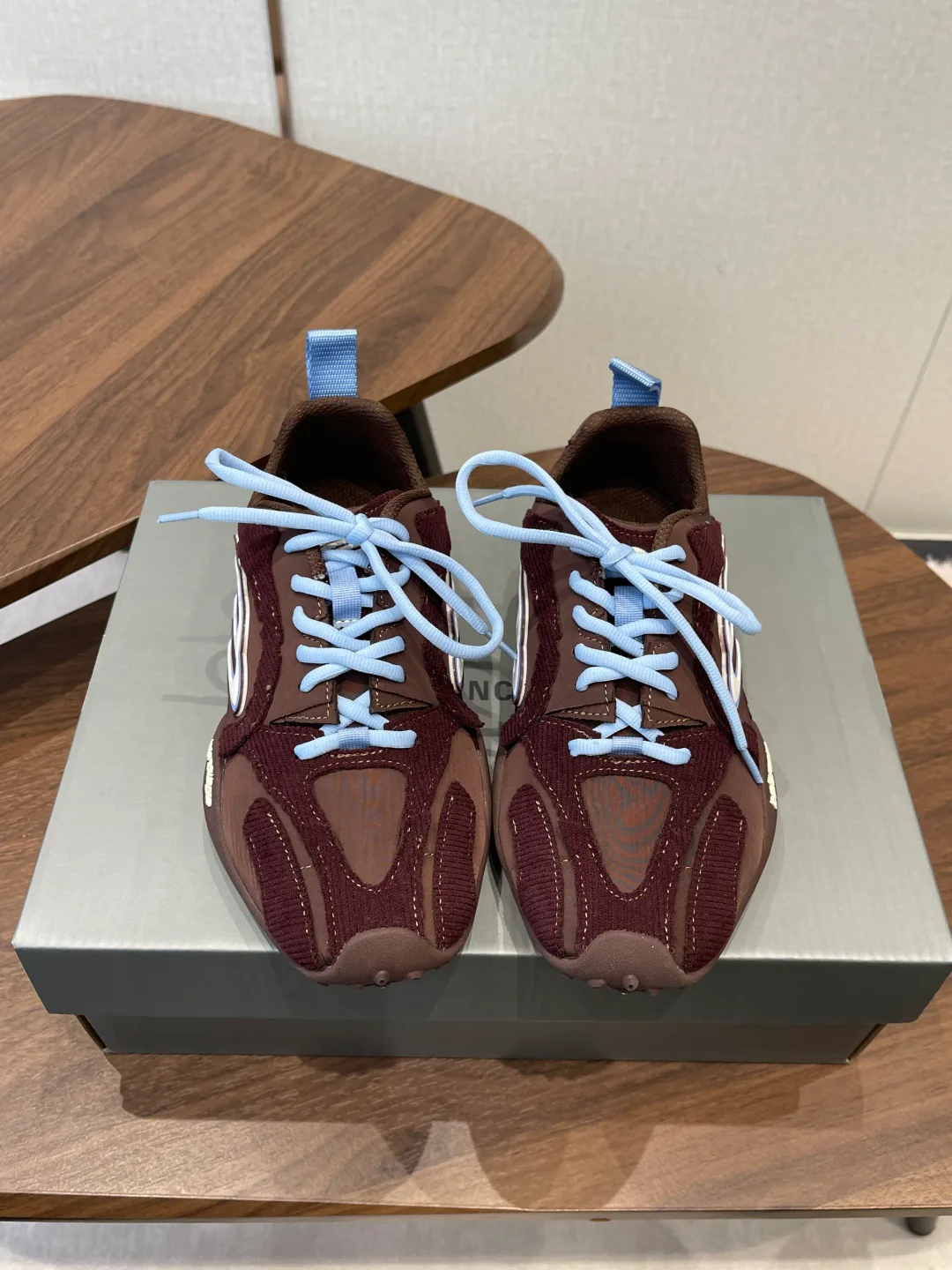 Кроссовки Женские Balenciaga 4952618