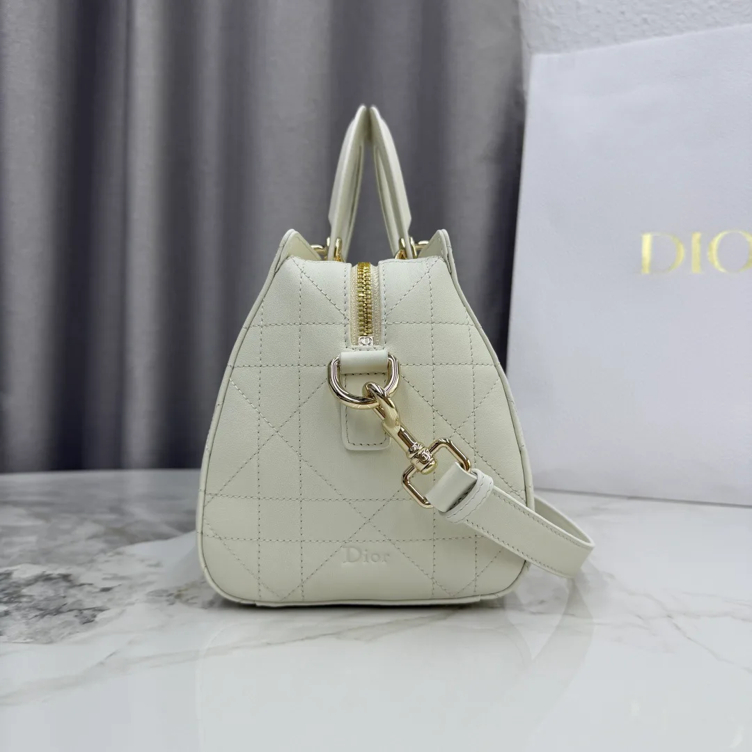 Классические Сумки Женские Christian Dior 18116303