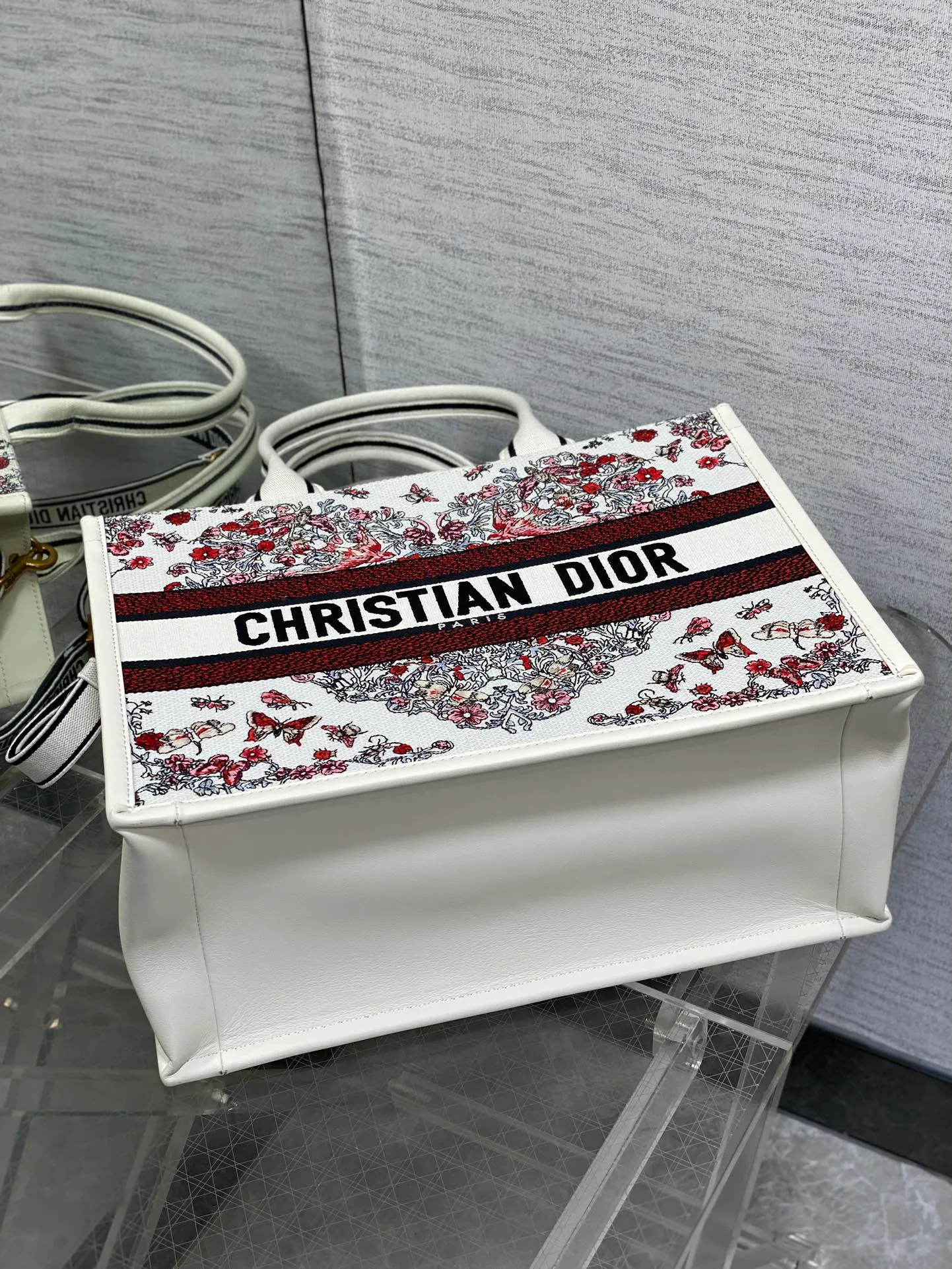 Сумки На Ремне Женские Christian Dior 167597