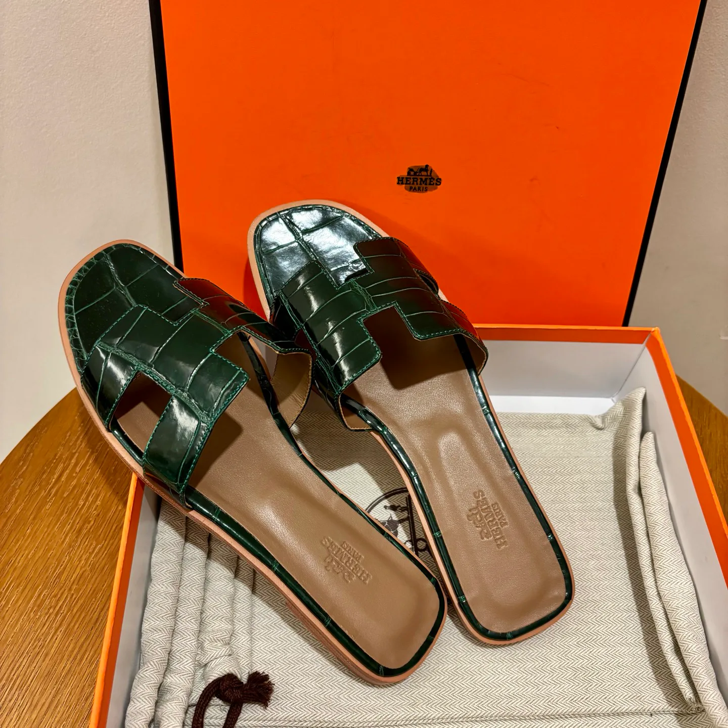 Шлепанцы Женские Hermes 4504001
