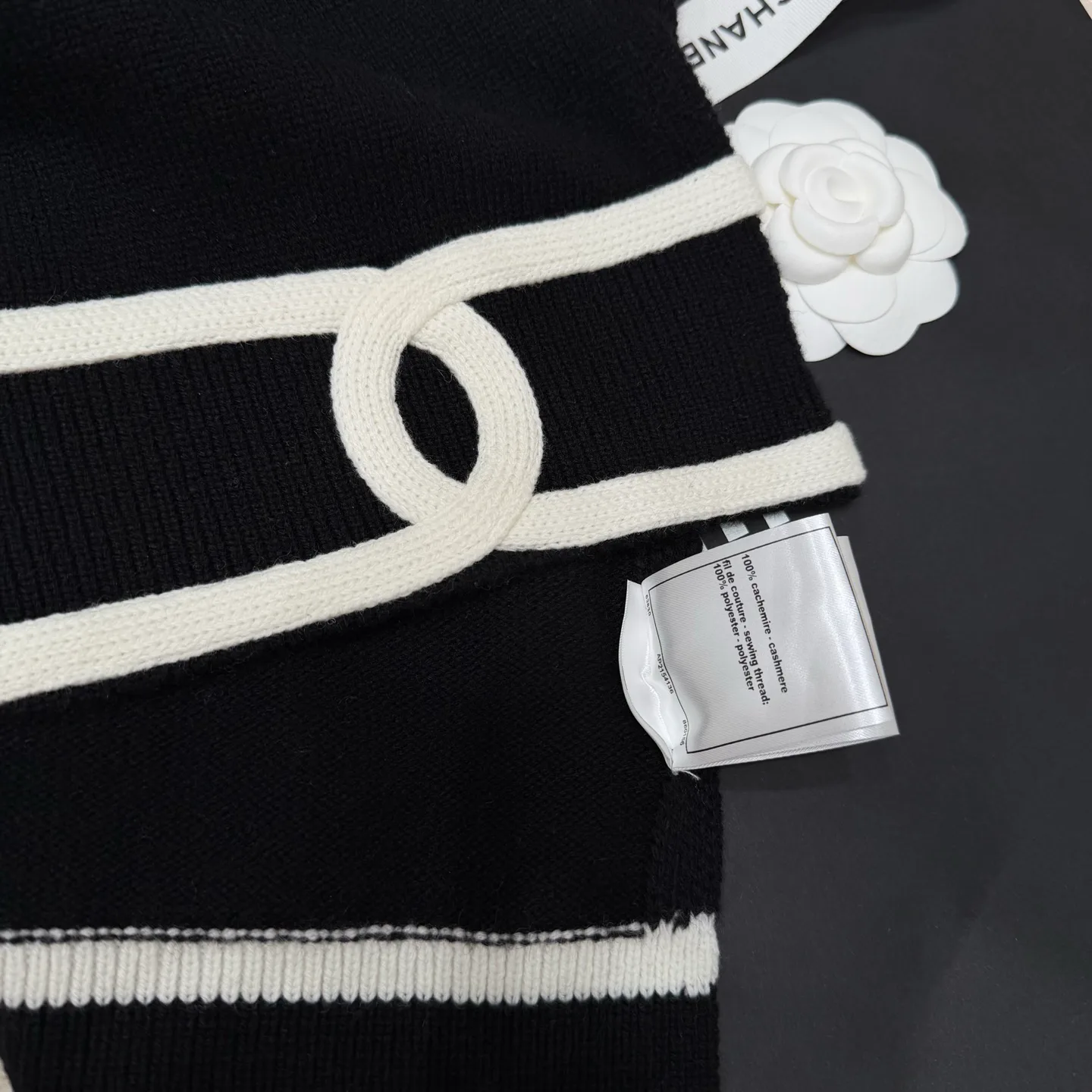 Жилеты Женские Chanel 11511200