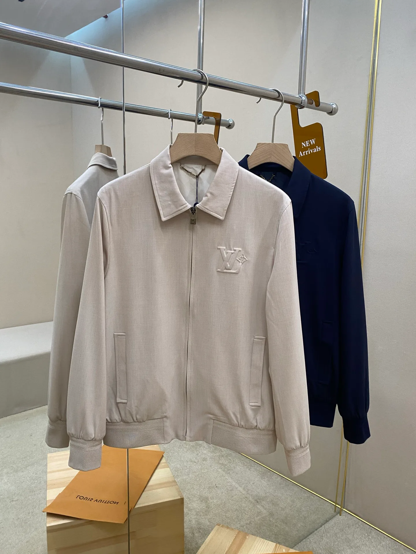 Куртки И Пуховики Мужские Louis Vuitton 11000570