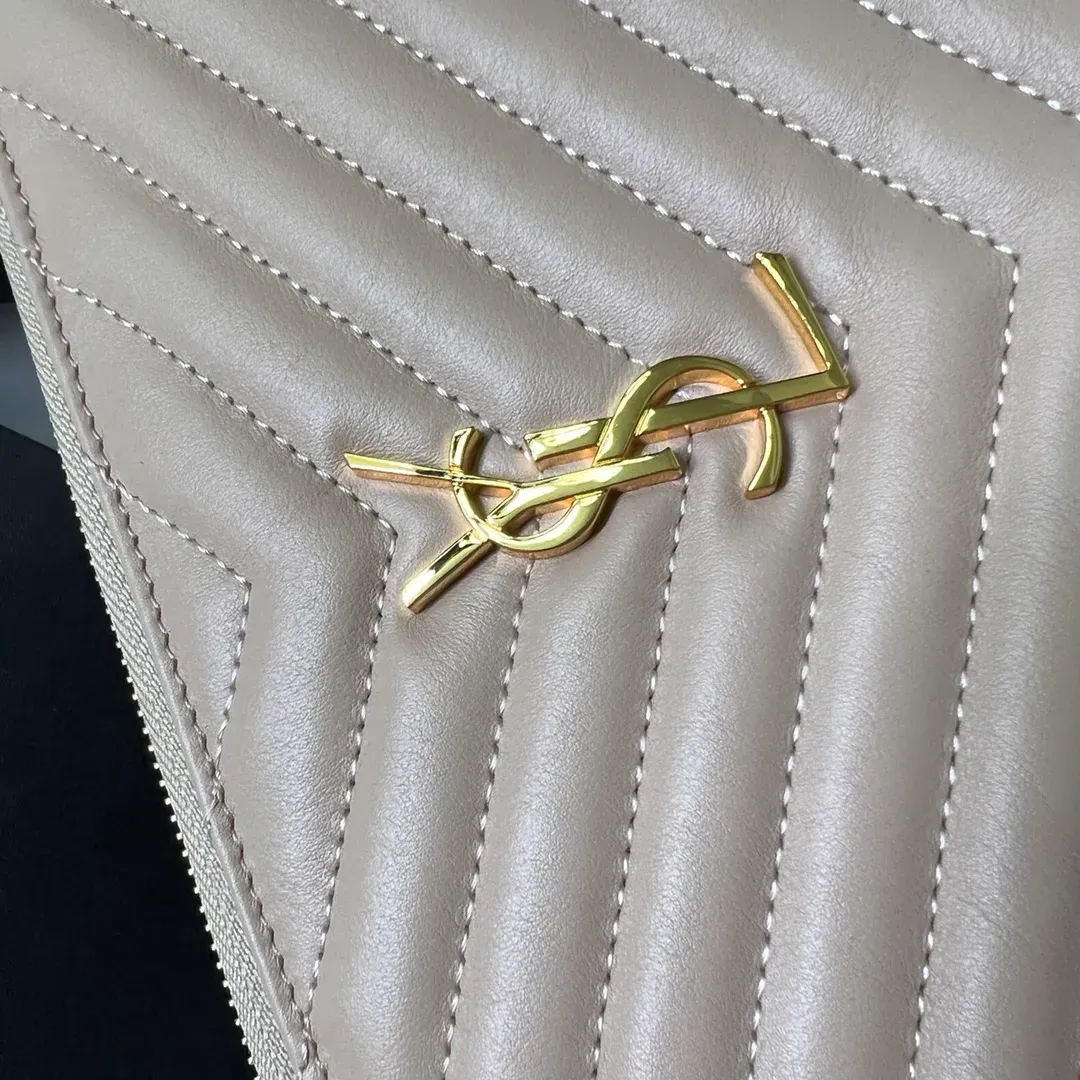 Клатчи Женские Louis Vuitton 143604