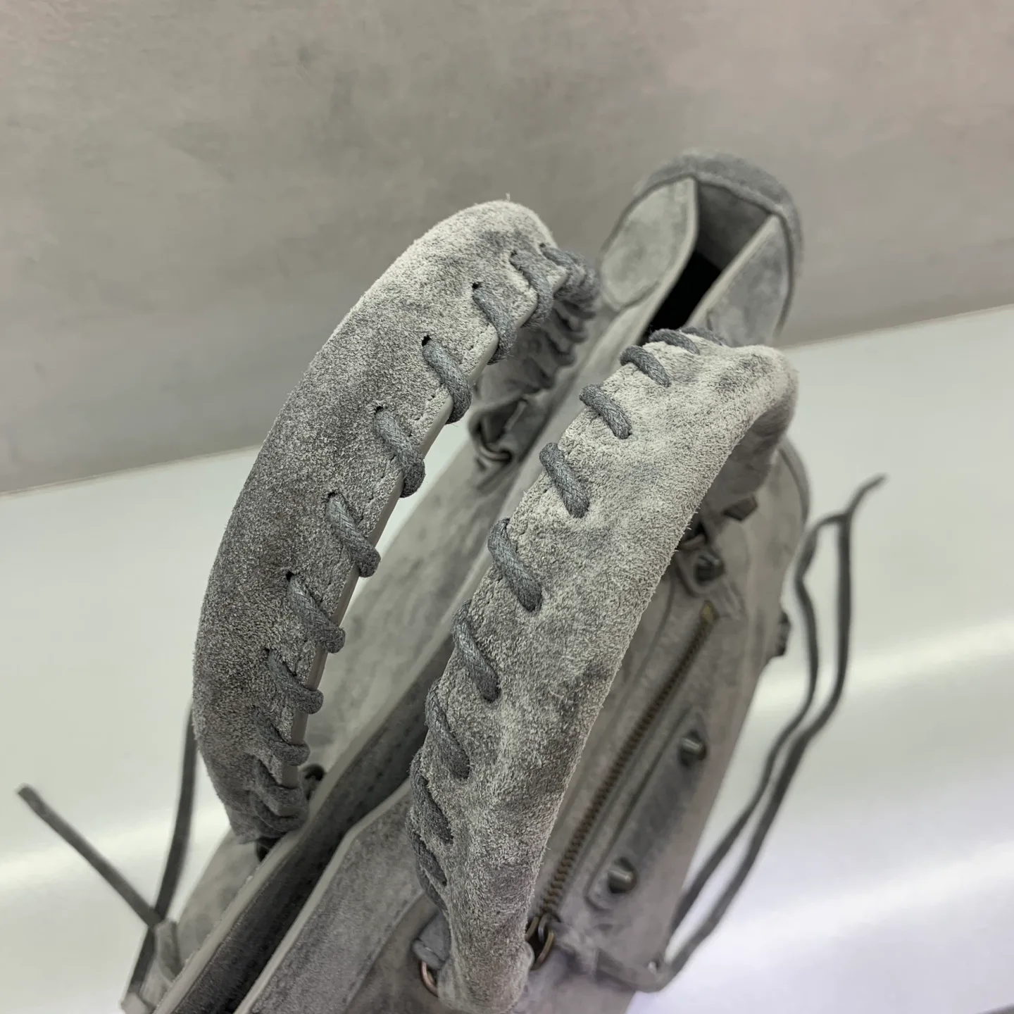 Классические Сумки Женские Balenciaga 12712550