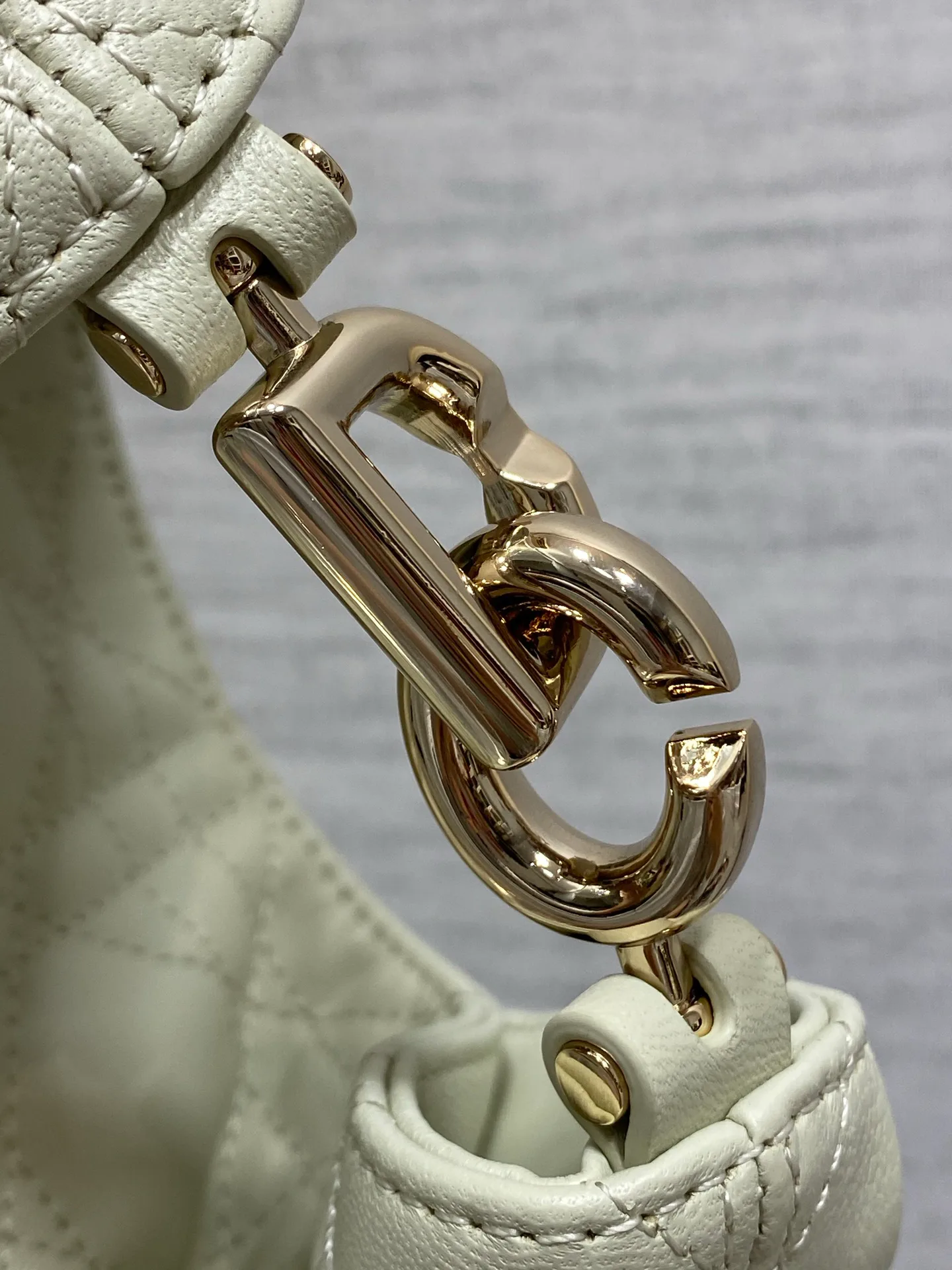 Классические Сумки Женские Christian Dior 18242109