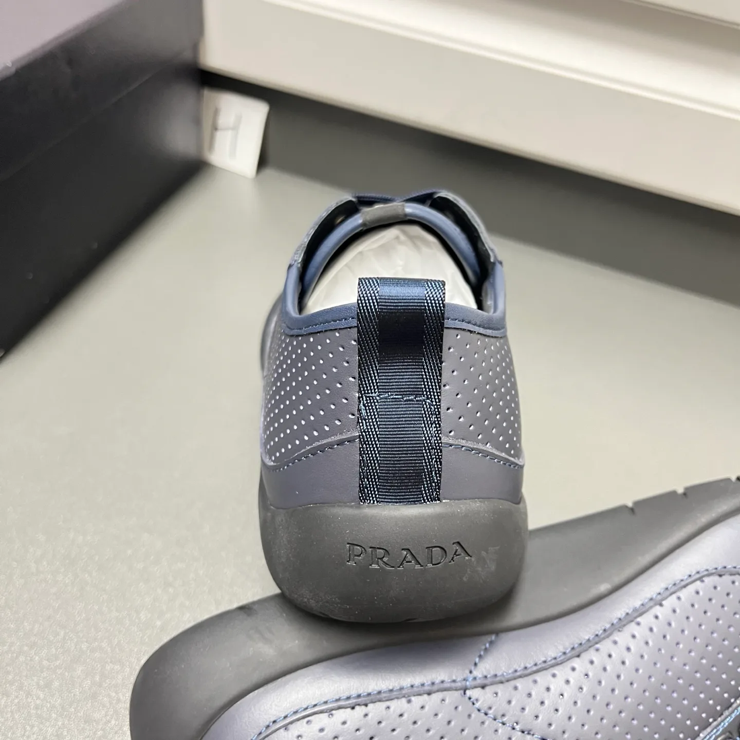 Кроссовки Мужские Prada 19417666