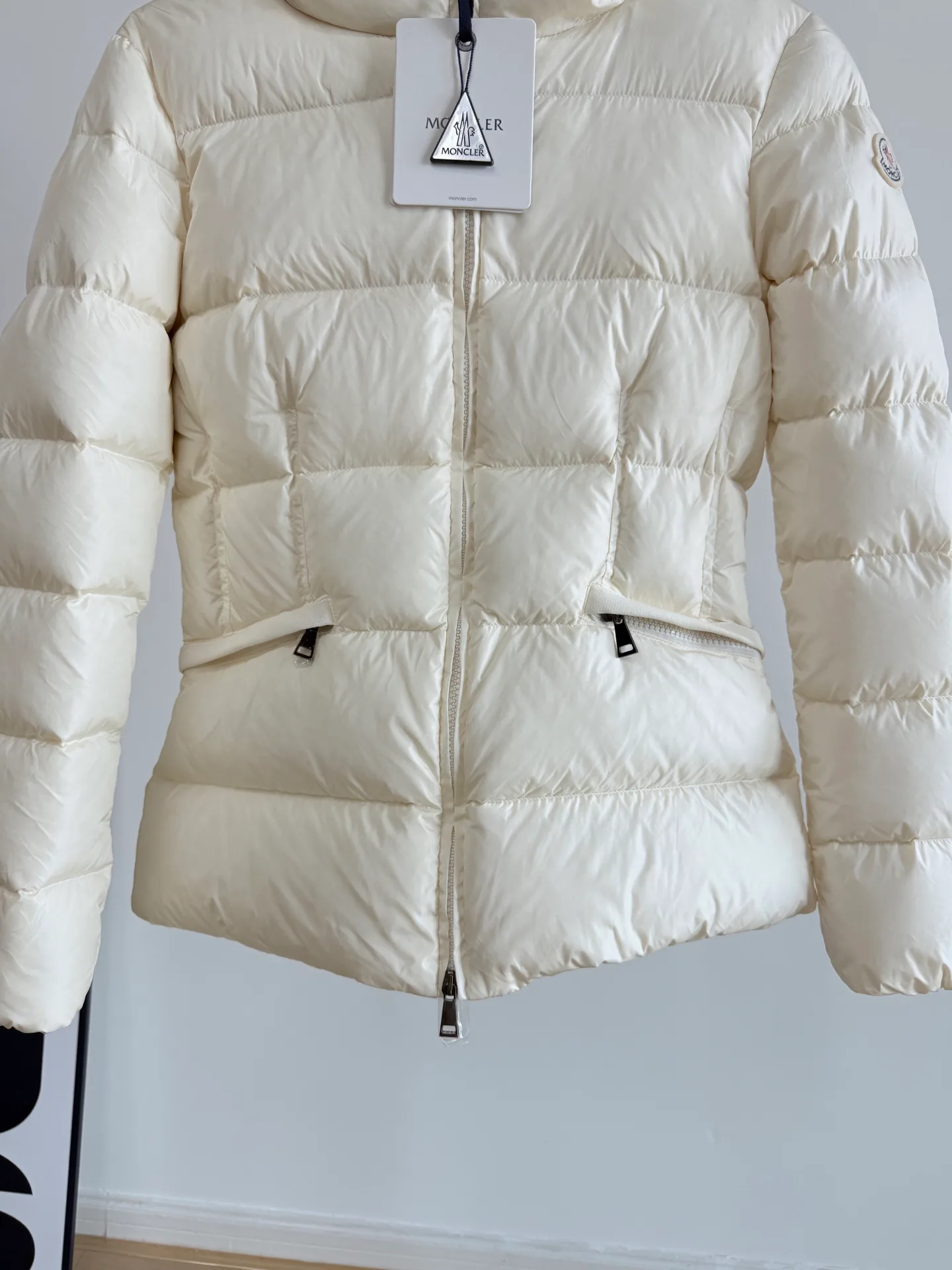 Куртки И Пуховики Женские Moncler 18615769
