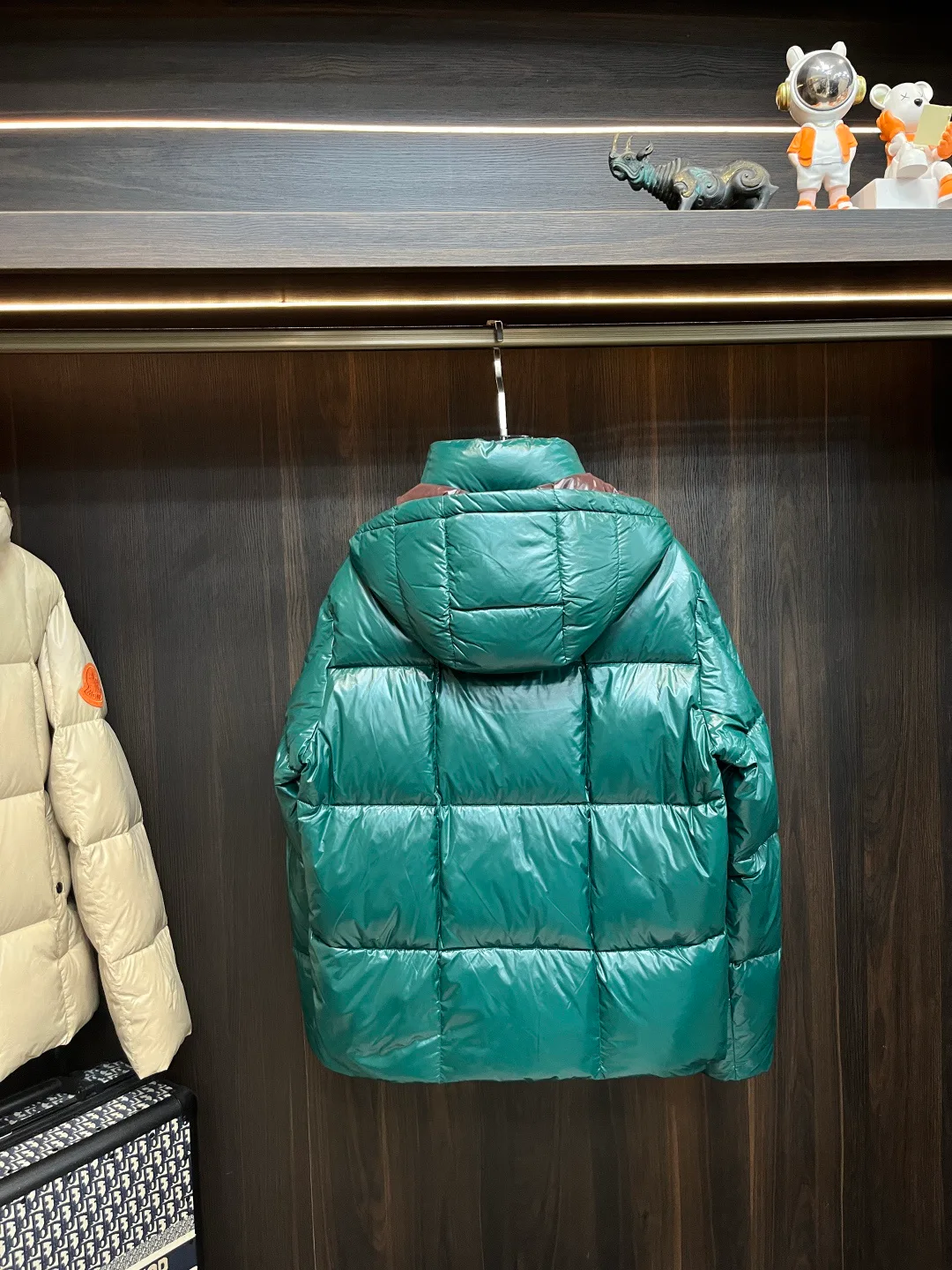 Куртки И Пуховики Мужские Moncler 558502