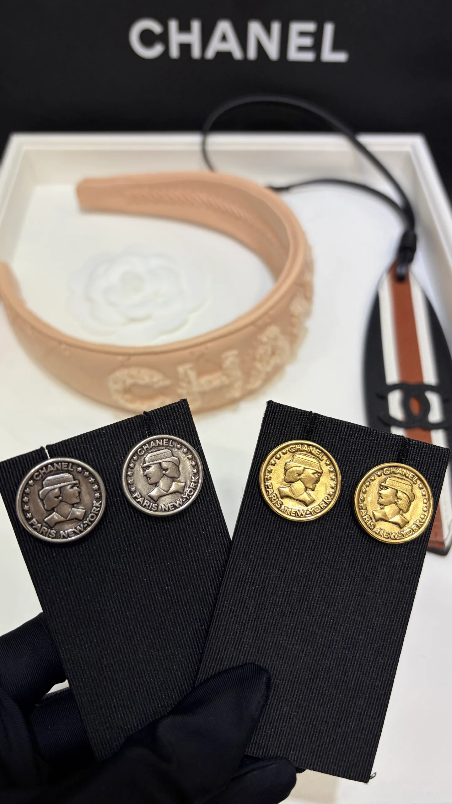 Бижутерия Chanel 16982676