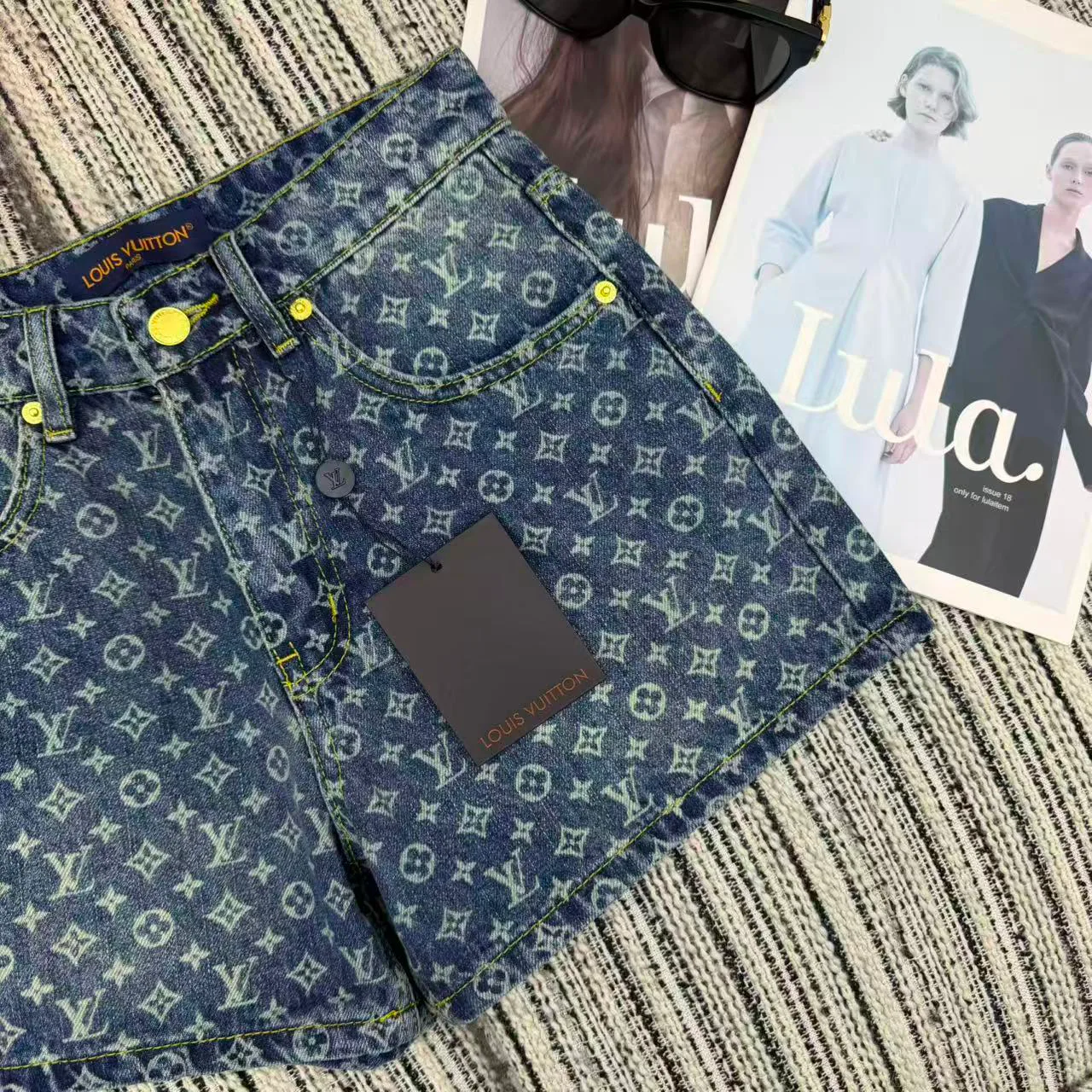 Шорты Женские Louis Vuitton 6459477