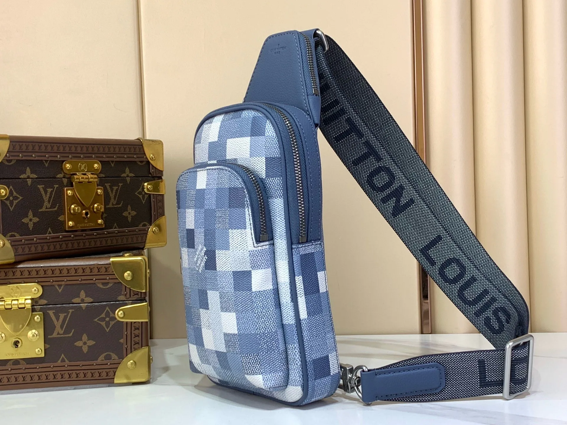 Поясные Сумки Мужские Louis Vuitton 15090772