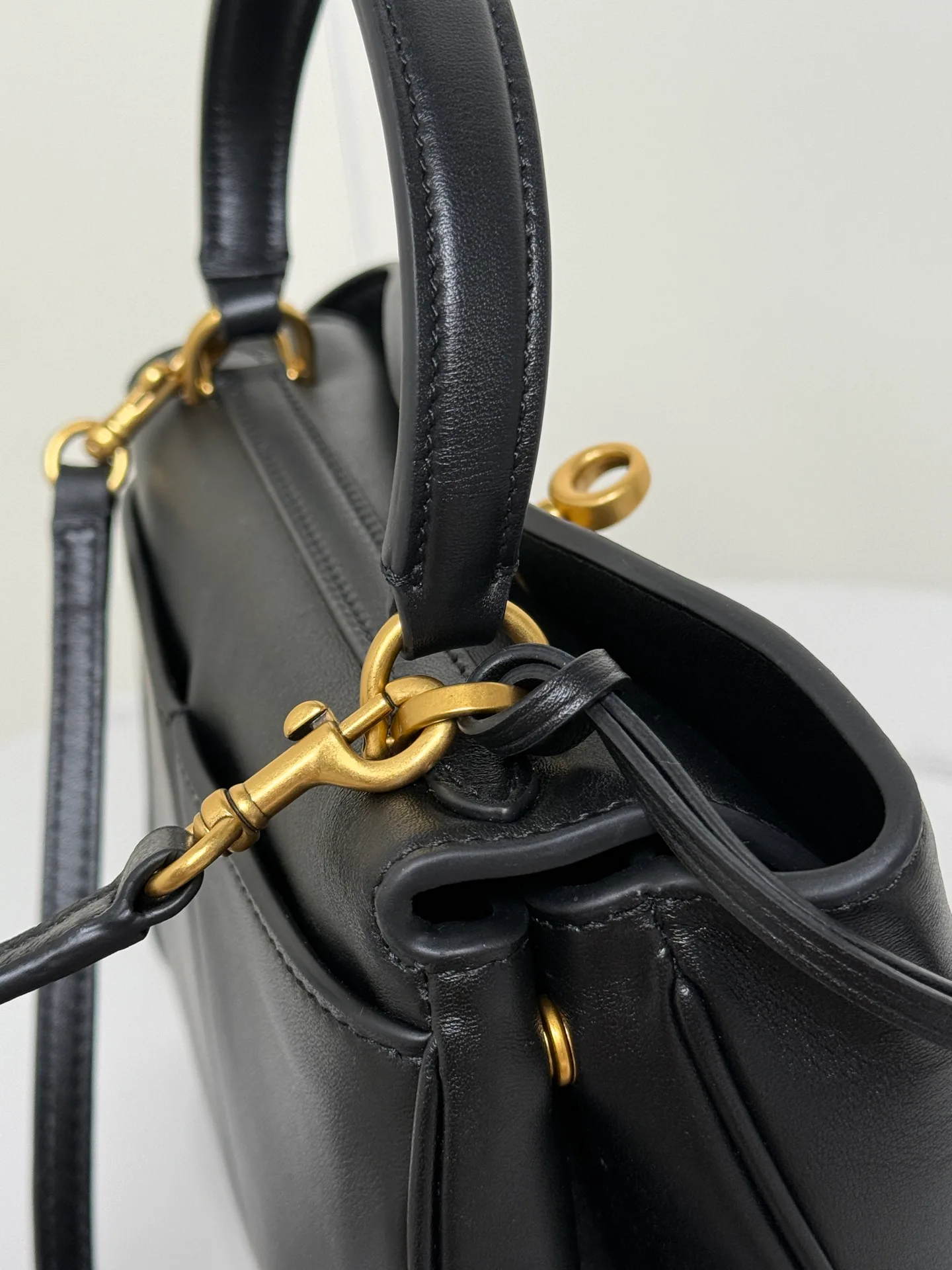 Сумки На Ремне Женские Balenciaga 1151955