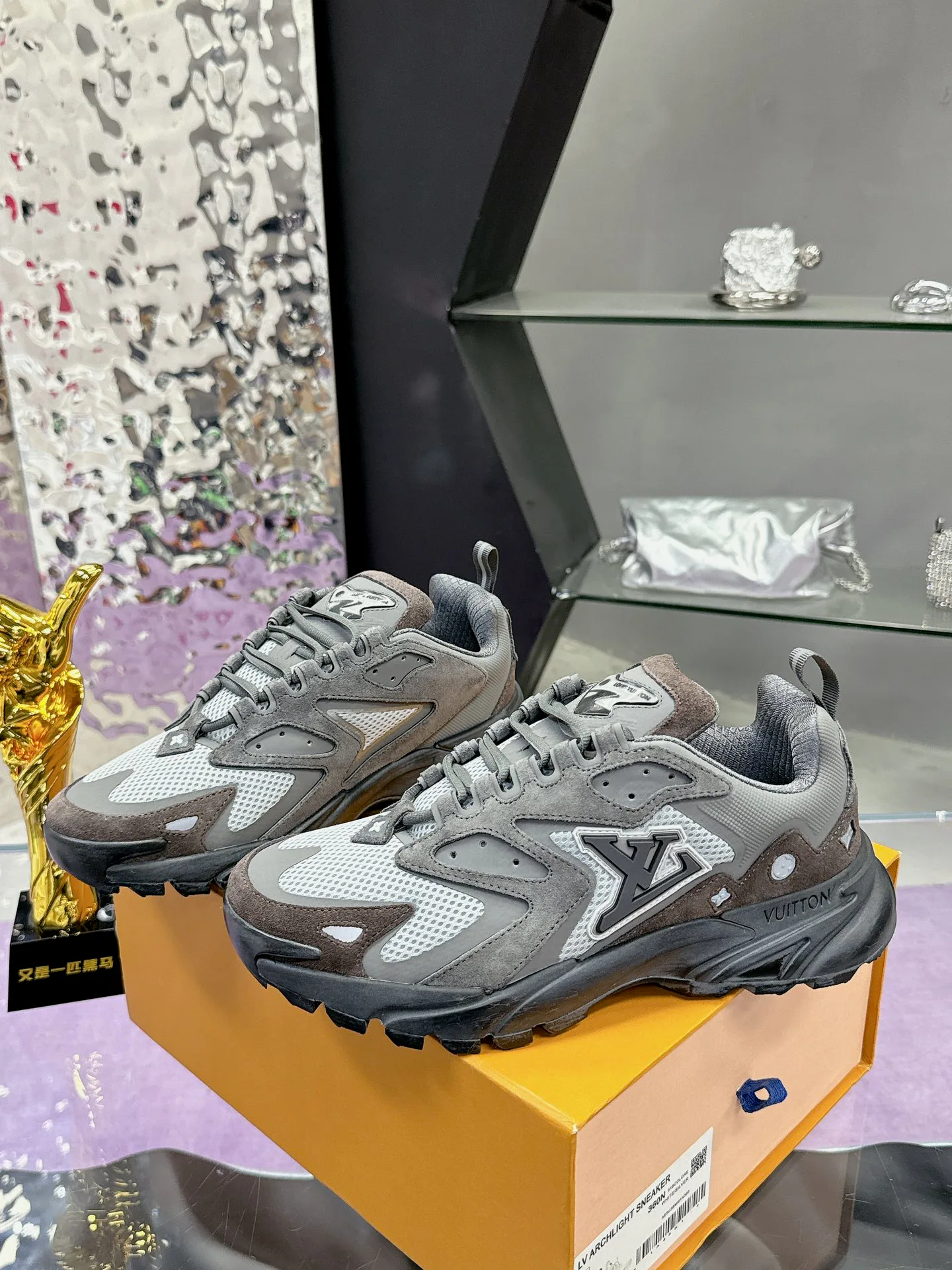 Кроссовки Мужские Louis Vuitton 841700