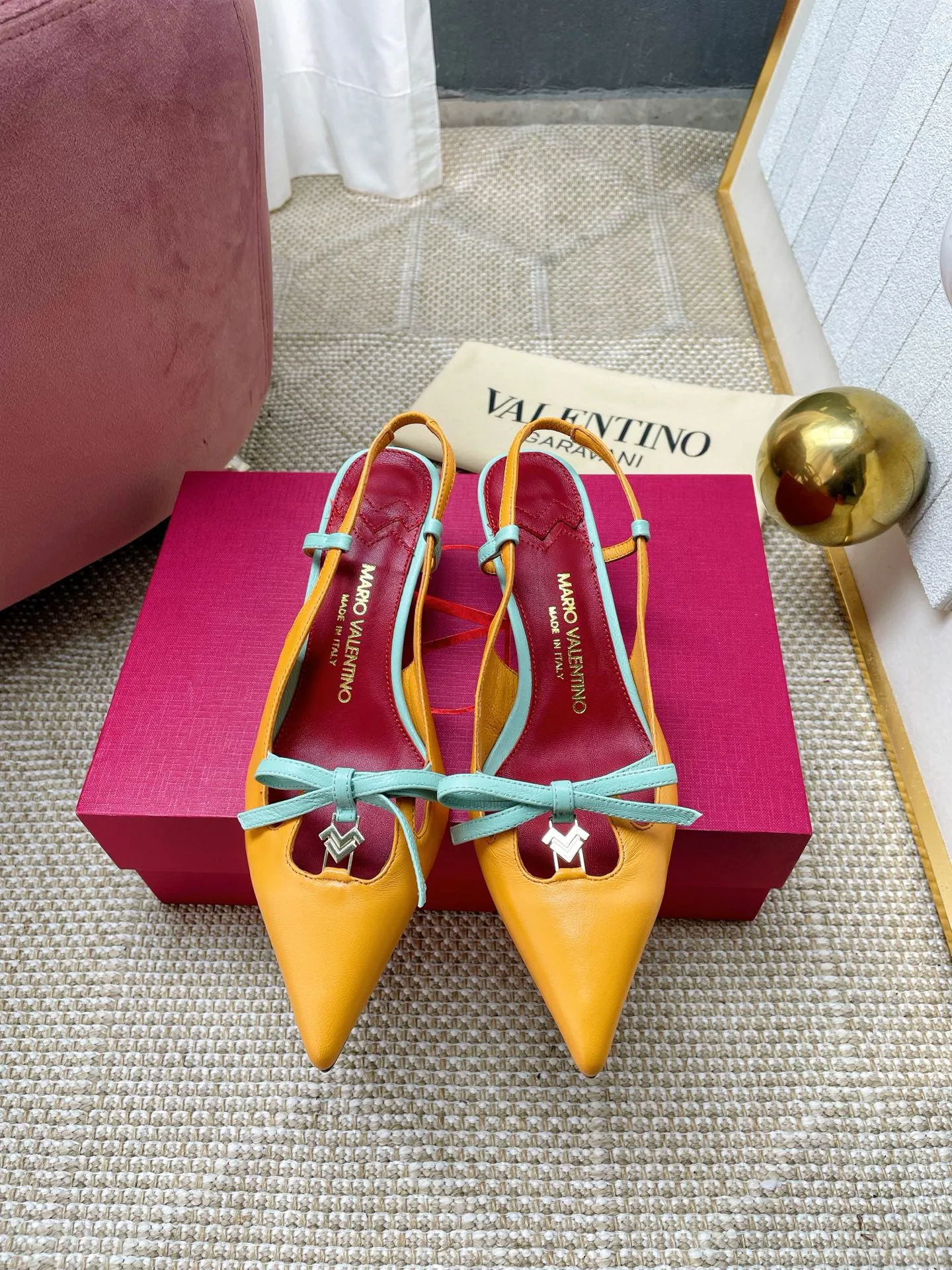 Босоножки Женские Valentino 11479977