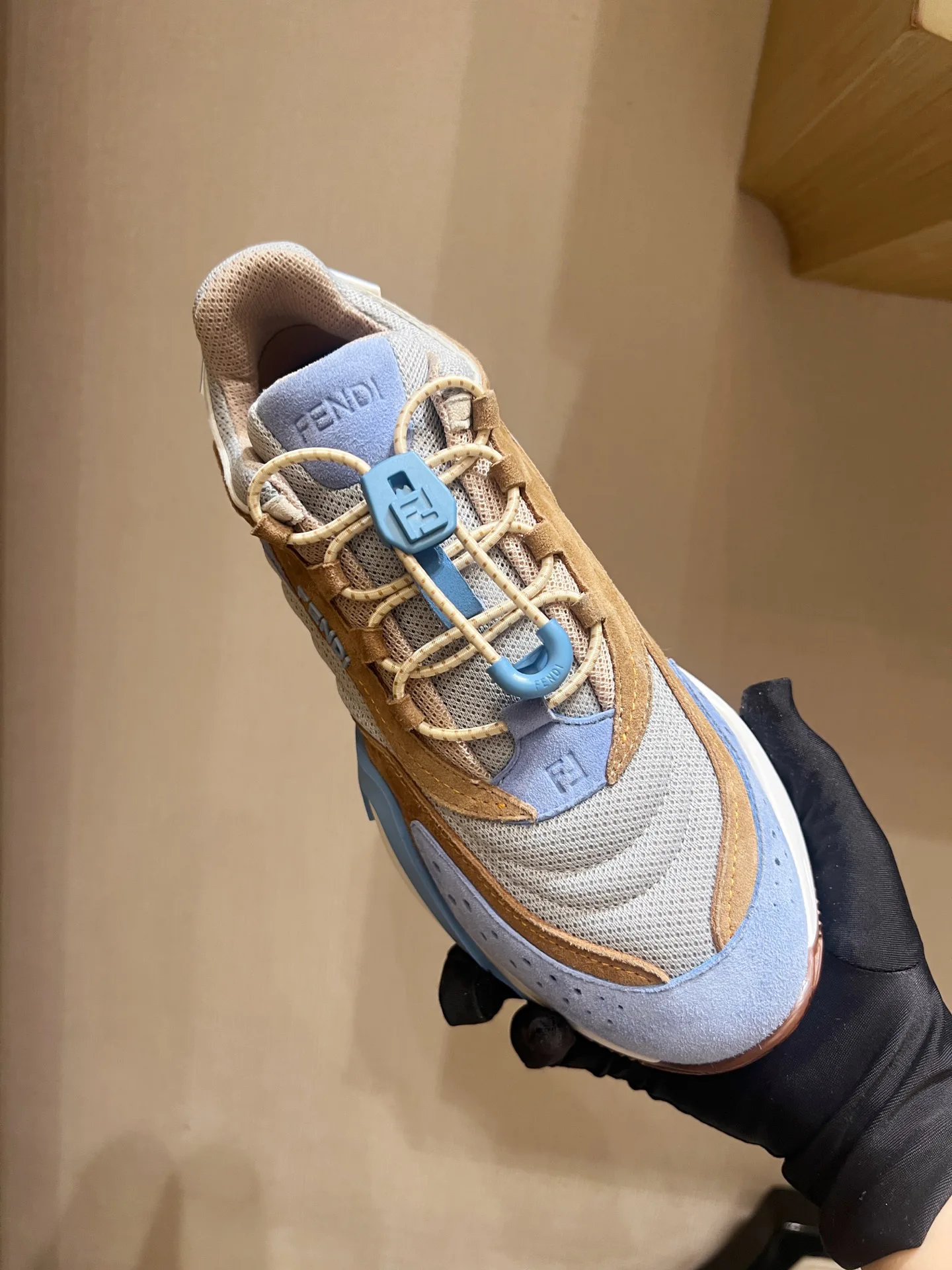 Кроссовки Женские Fendi 88693