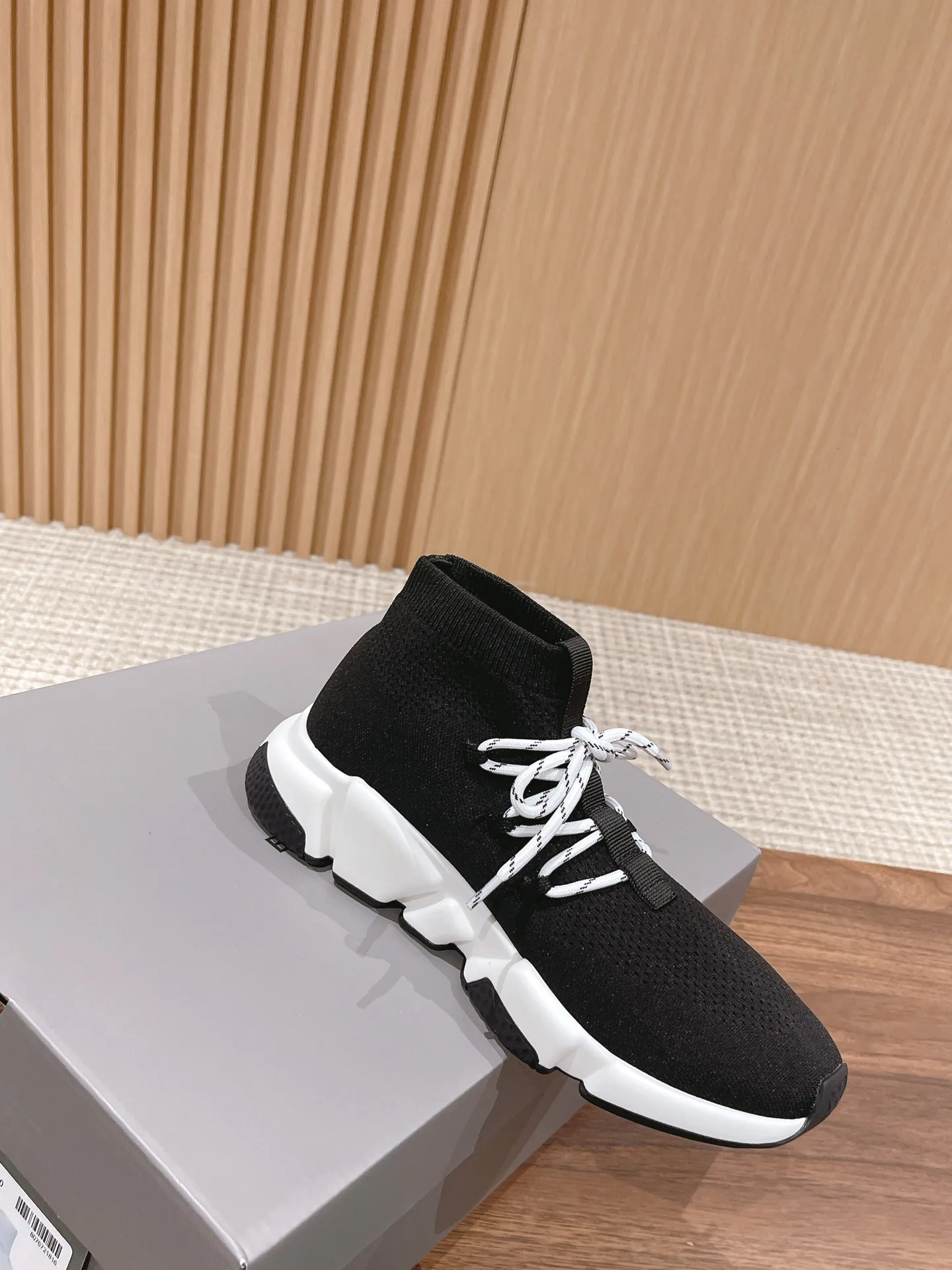 Кроссовки Женские Balenciaga 19780192