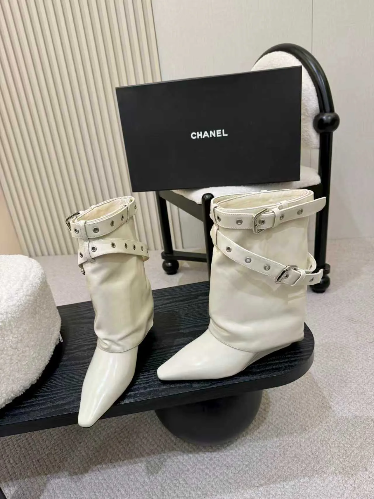 Ботинки Женские Chanel 1525541