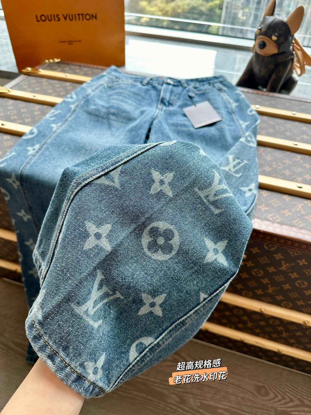 Брюки Женские Louis Vuitton 1896802