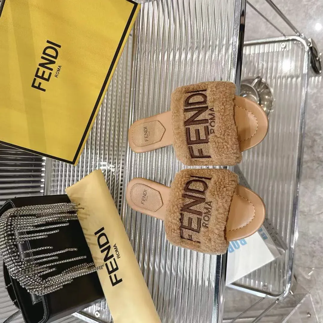 Шлепанцы Женские Fendi 195839