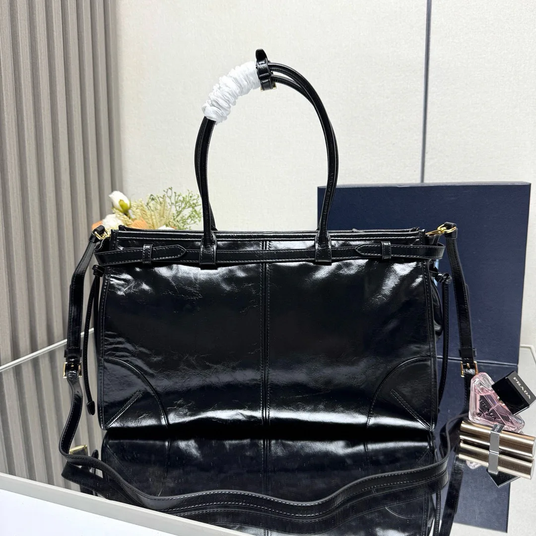 Классические Сумки Женские Prada 10446813