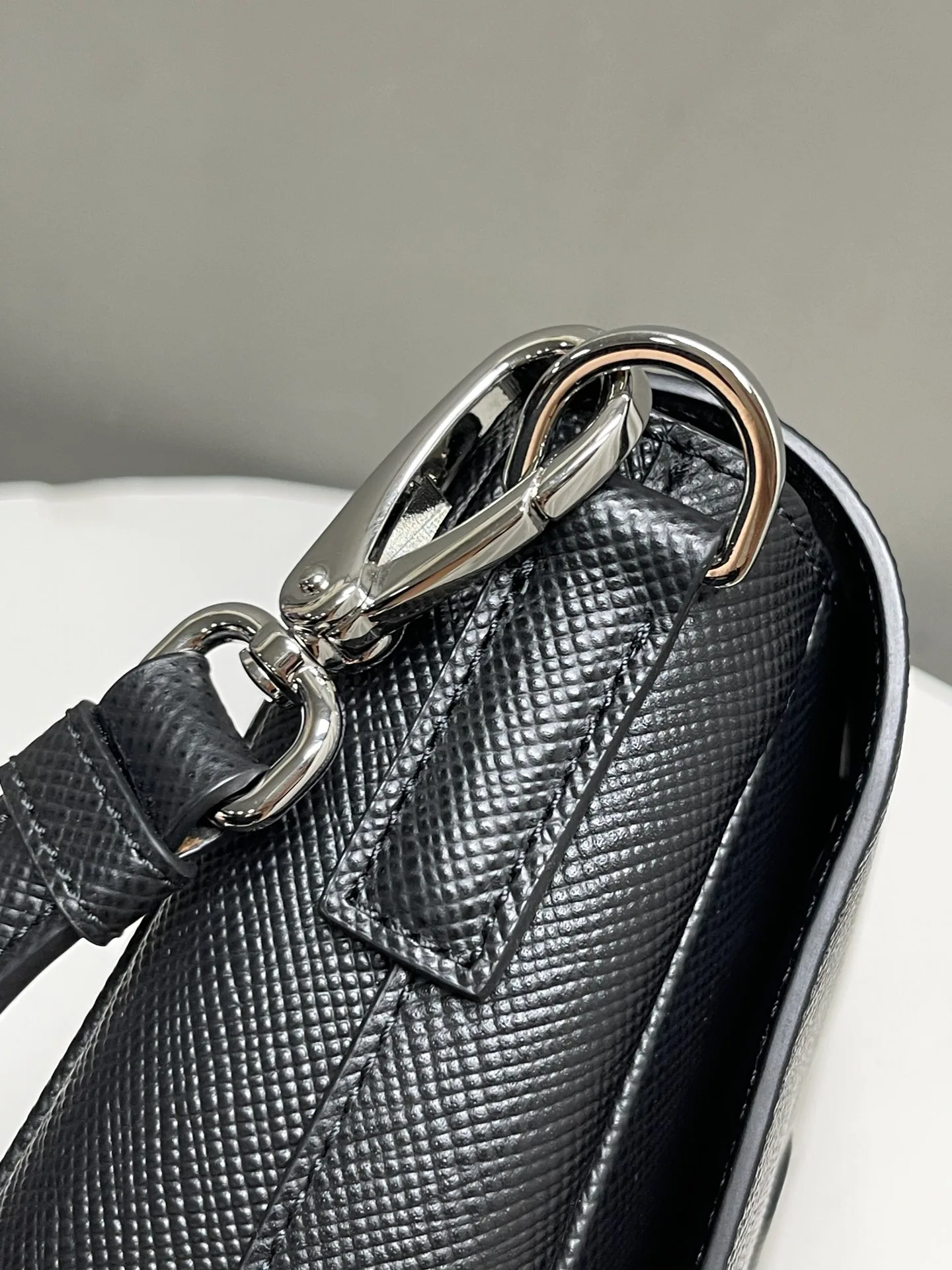 Сумки На Ремне Женские Prada 16393