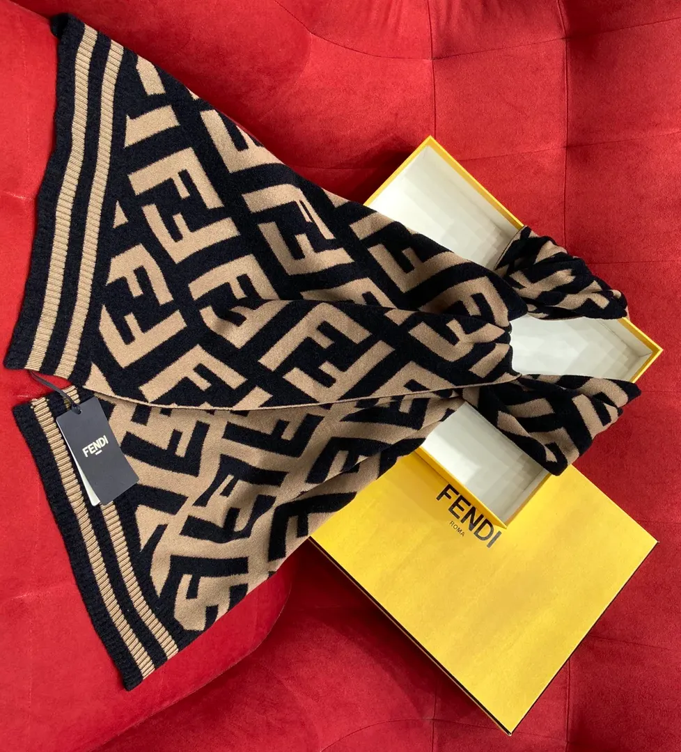 Шарфы Fendi 1255652
