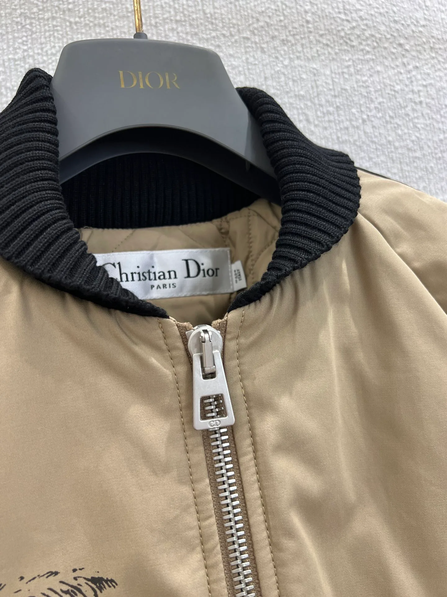 Куртки И Пуховики Женские Christian Dior 59428