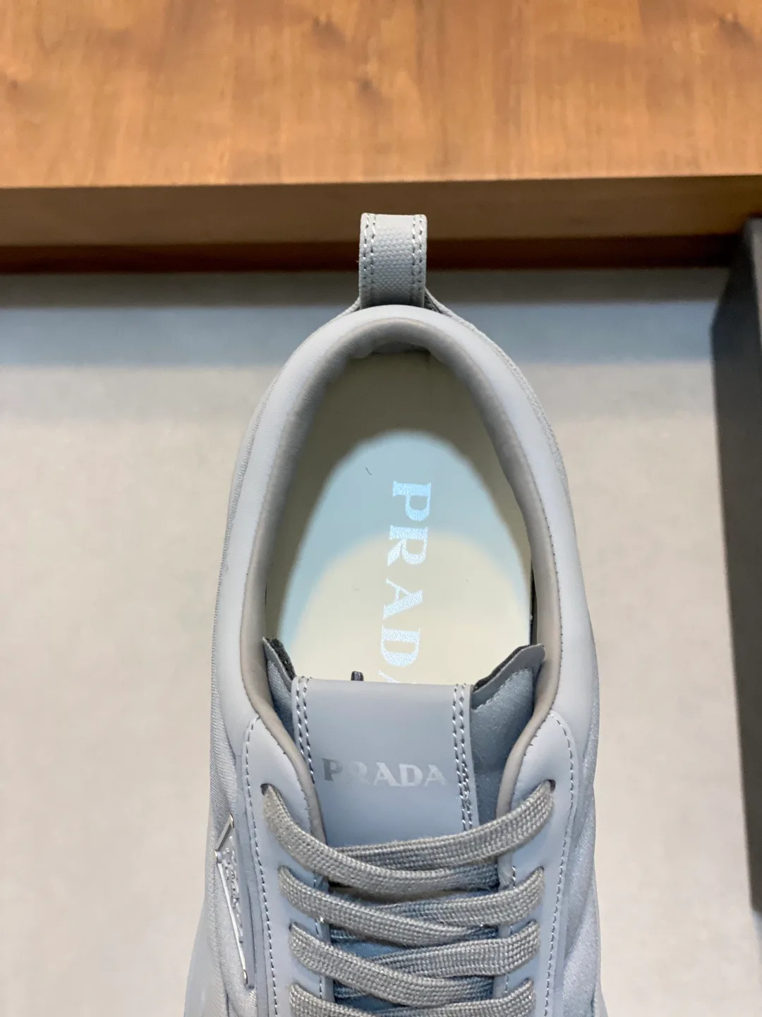 Кроссовки Мужские Prada 18116619