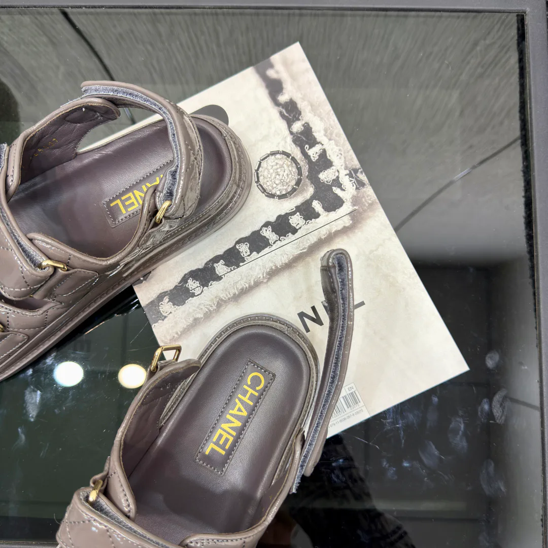 Сандалии Женские Chanel 11405114