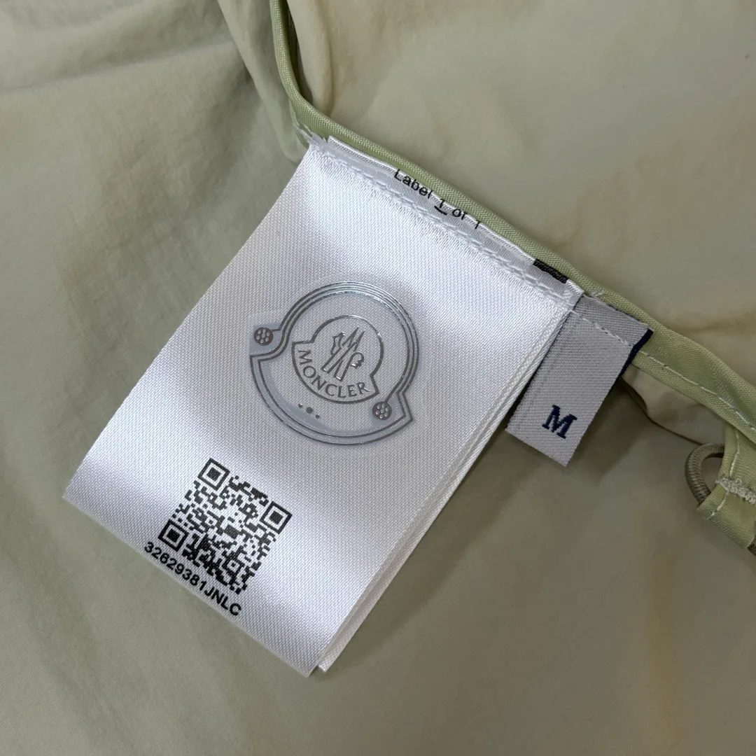 Куртки И Пуховики Мужские Moncler 17286042