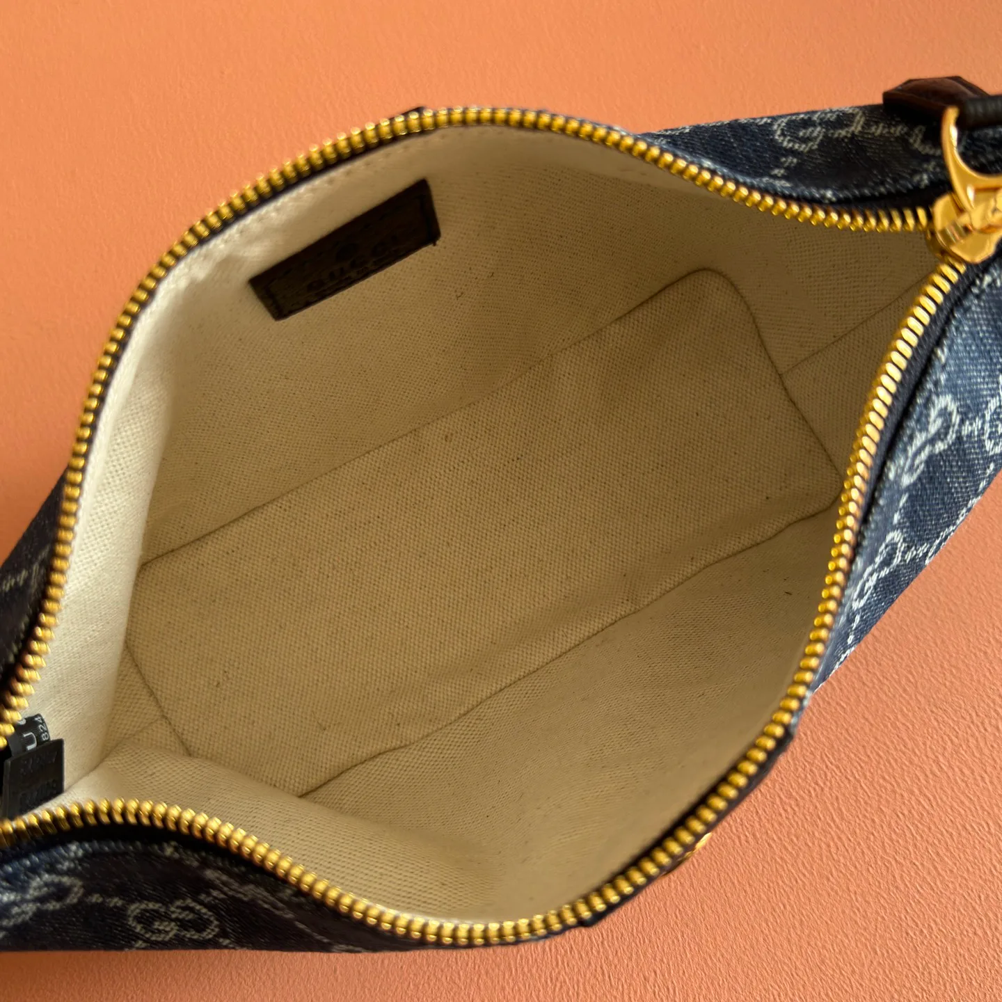 Классические Сумки Женские Gucci 4365369