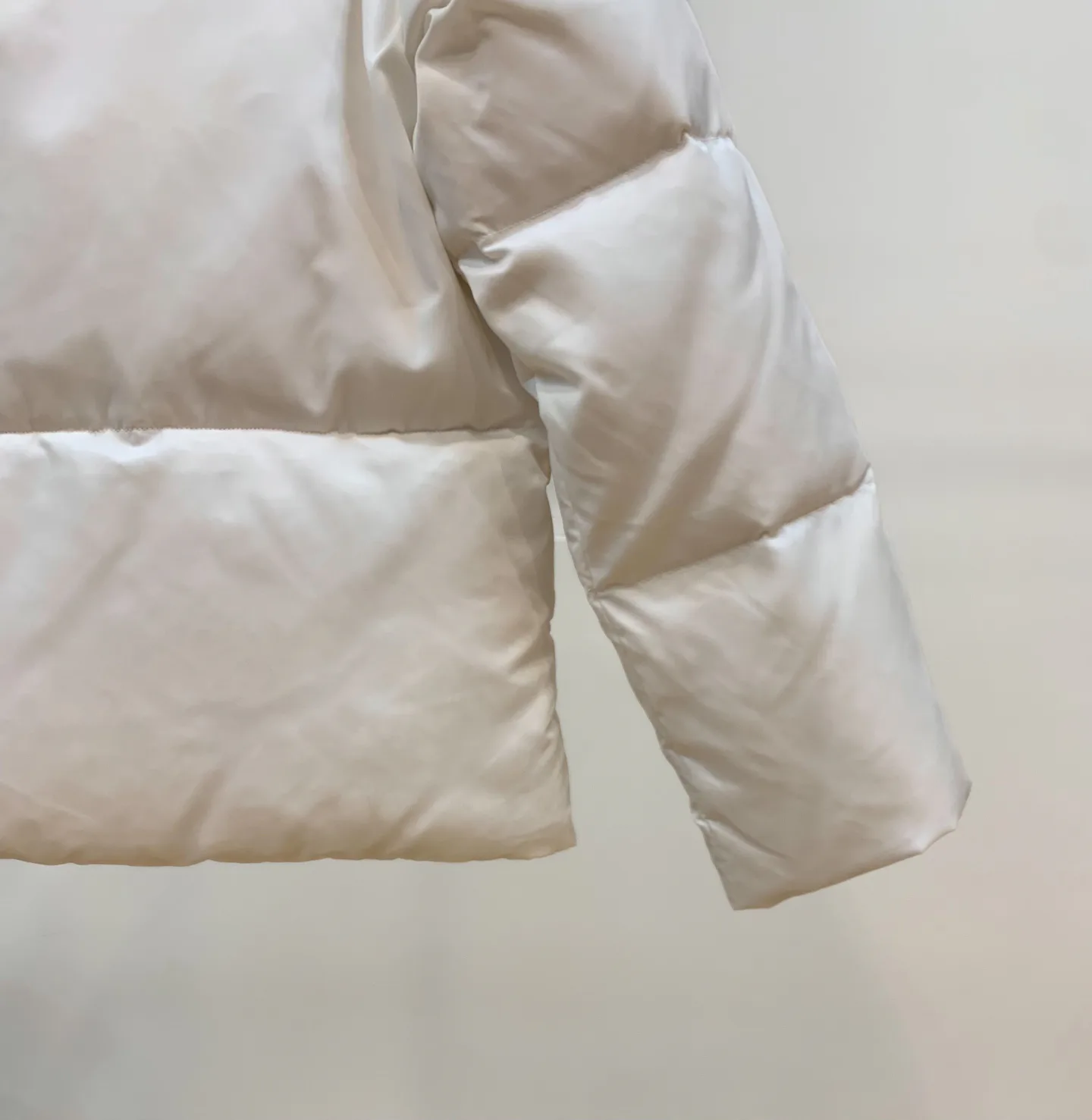 Куртки И Пуховики Женские Prada 497009