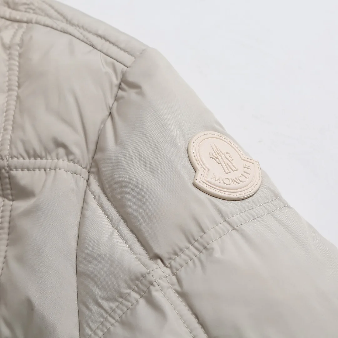 Куртки И Пуховики Женские Moncler 17883648