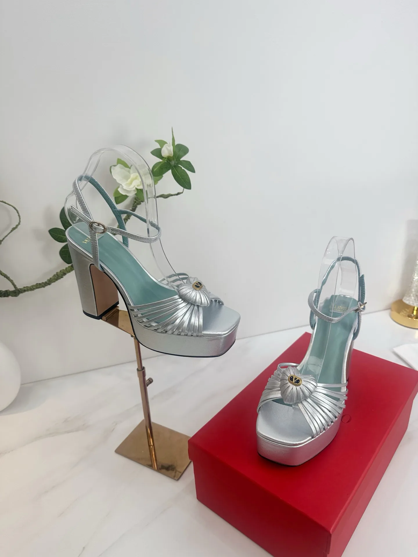 Босоножки Женские Valentino 491452