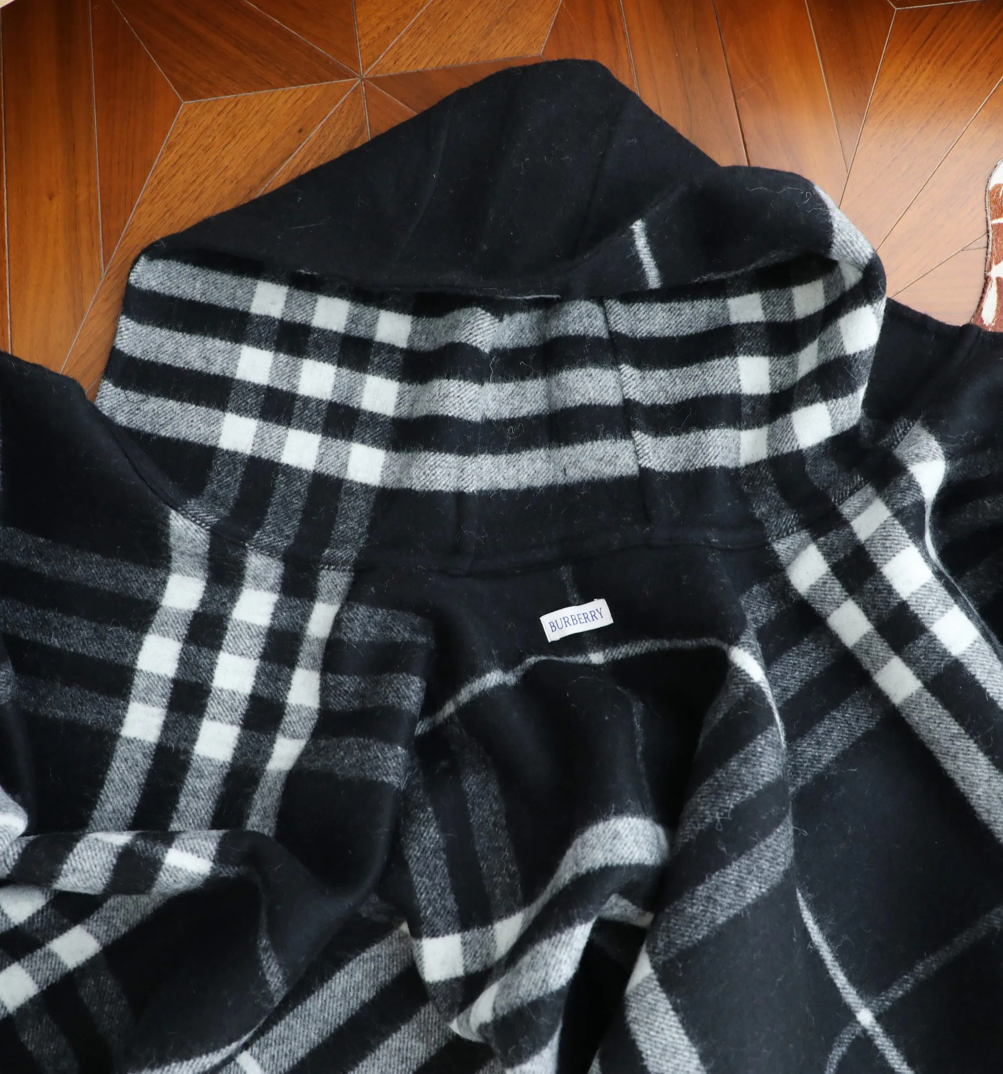 Пальто Женские Burberry 19313909