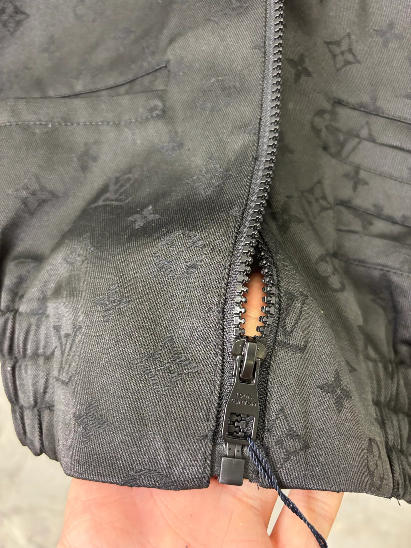 Куртки И Пуховики Мужские Louis Vuitton 1211393