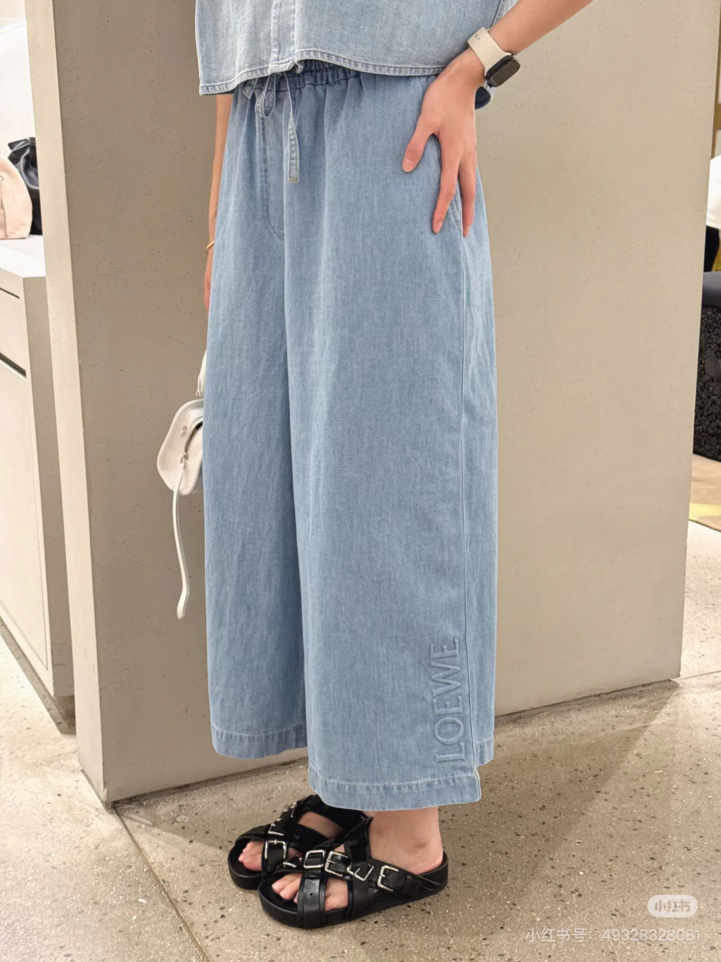 Джинсы Женские Loewe 18768884