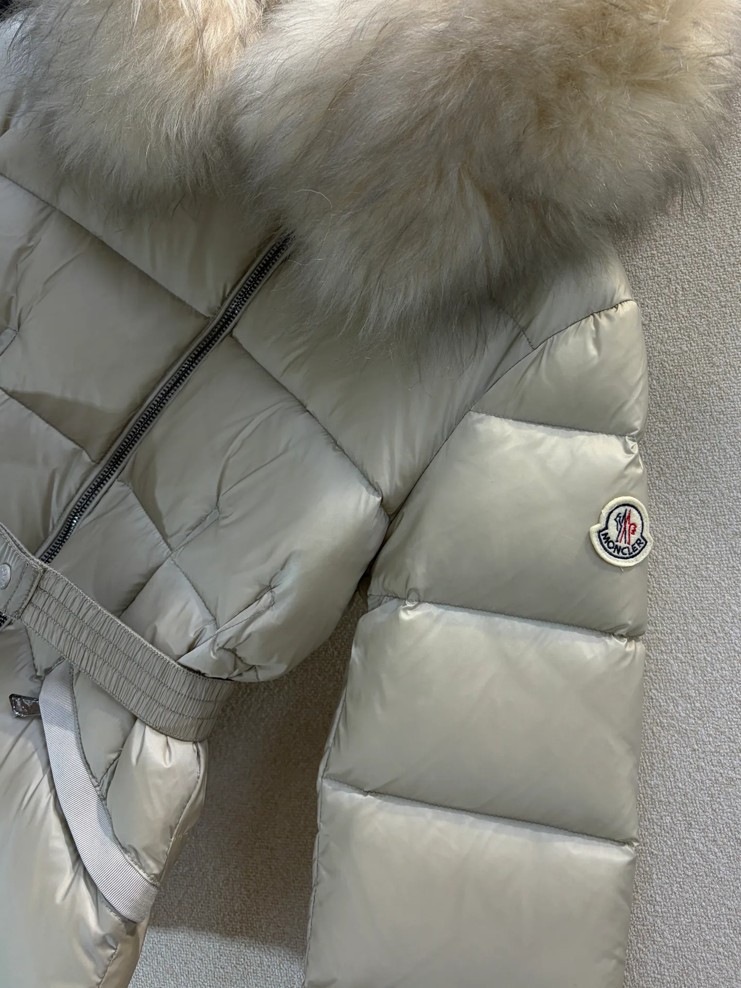 Куртки И Пуховики Женские Moncler 19004028