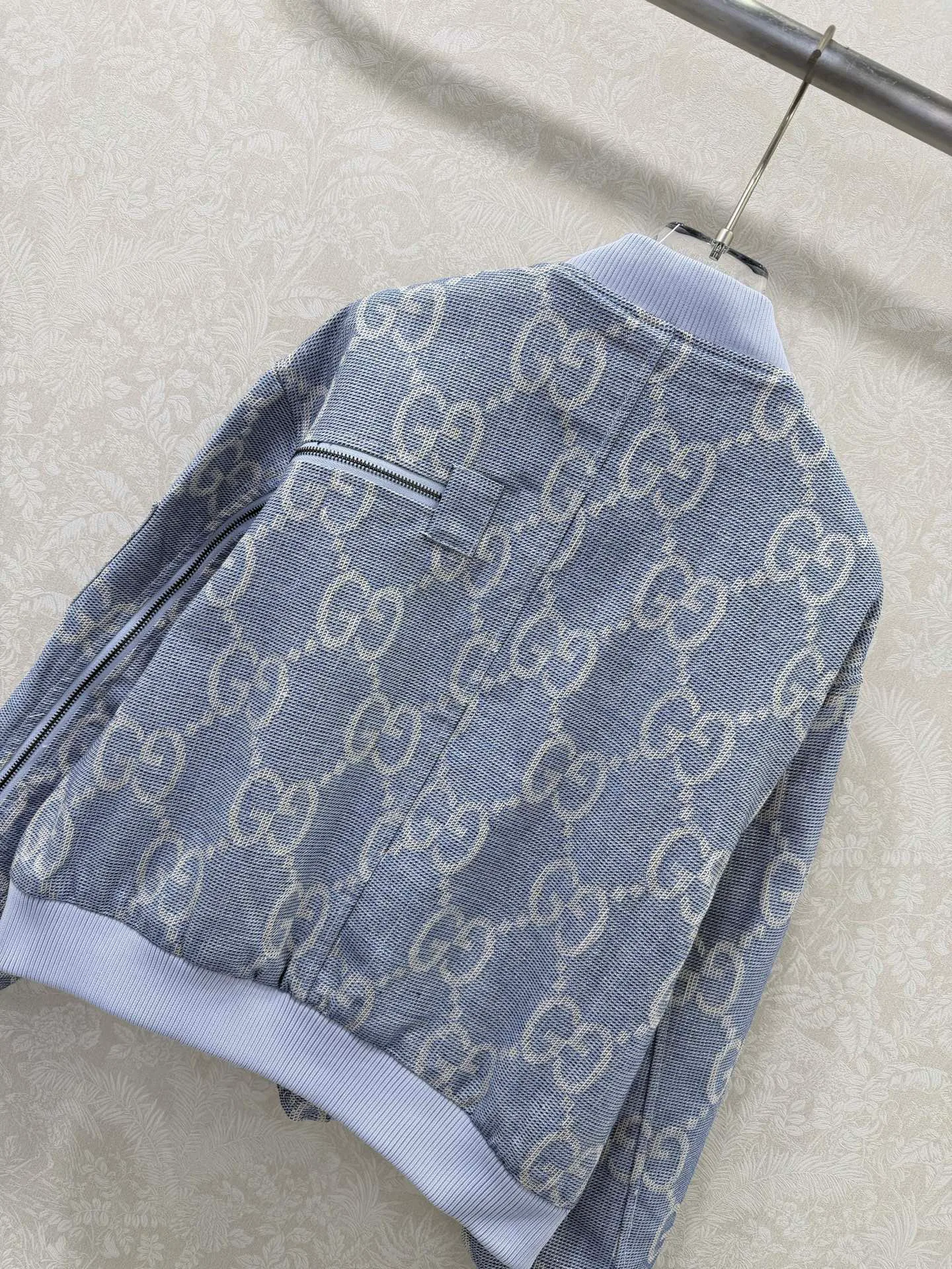 Куртки И Пуховики Мужские Gucci 11430045