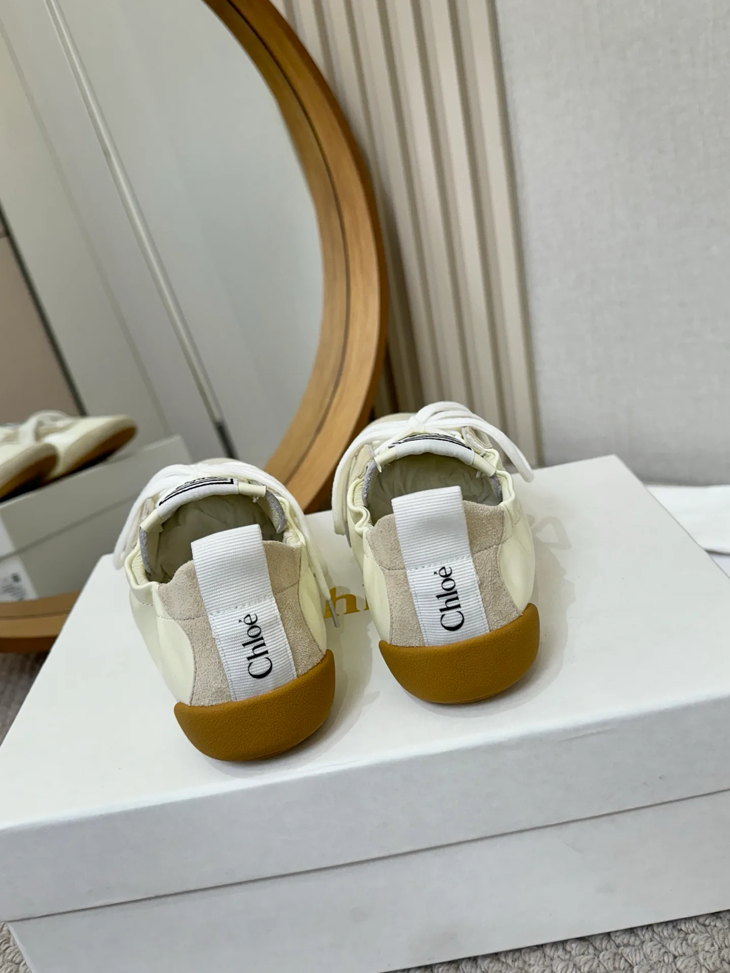 Кроссовки Женские Chloe 218315