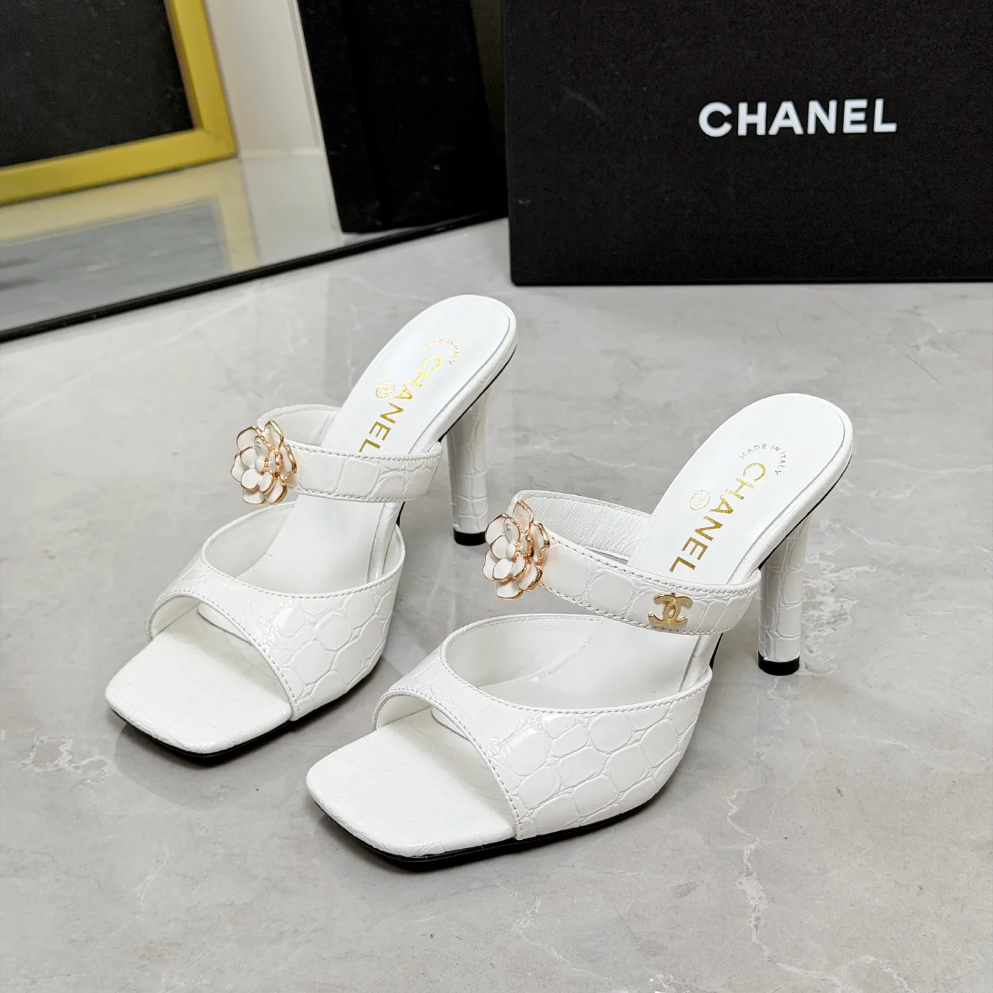 Босоножки Женские Chanel 17335029