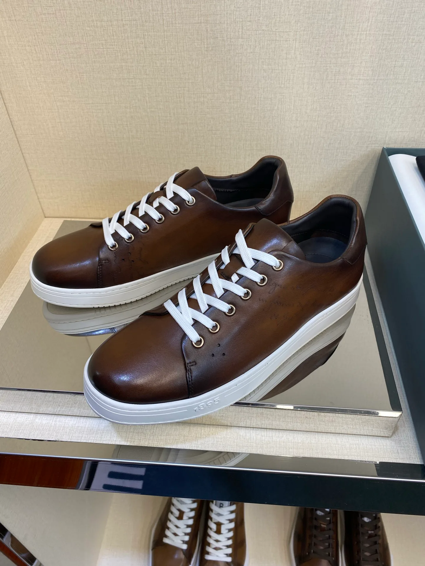 Кроссовки Мужские Berluti 17971871