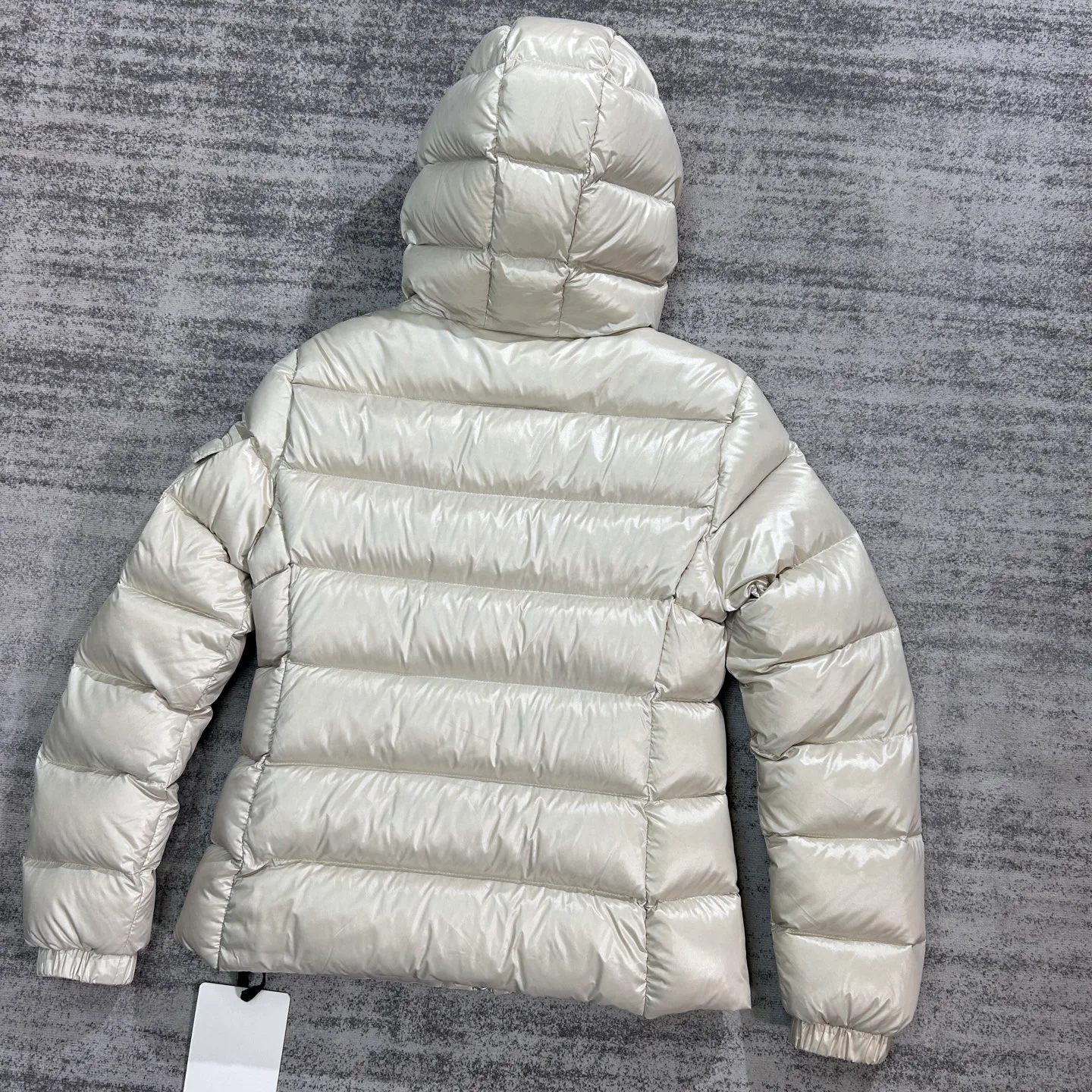 Куртки И Пуховики Женские Moncler 18354333