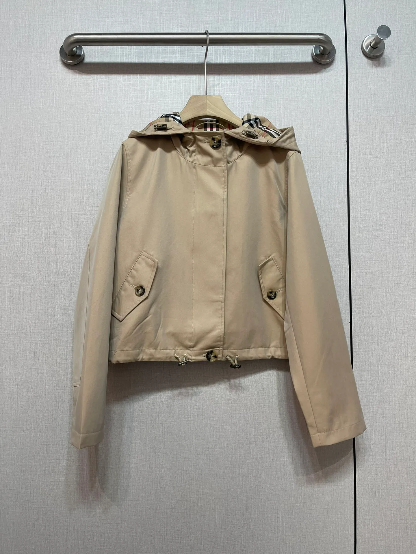 Куртки Женские Burberry Куртки Женские Burberry