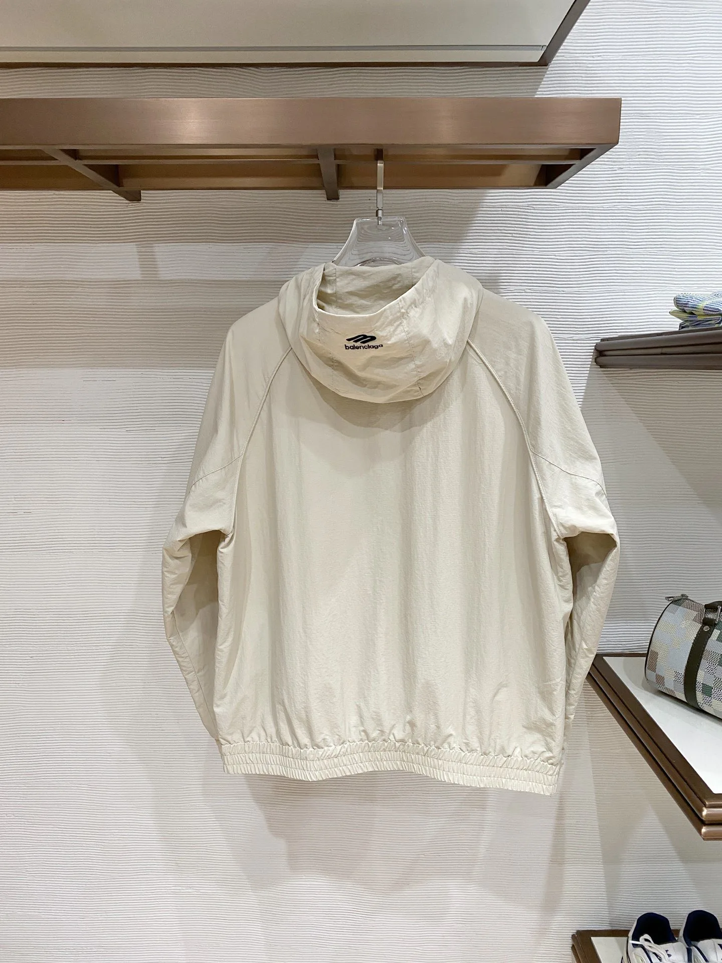 Куртки И Пуховики Мужские Balenciaga 14579941